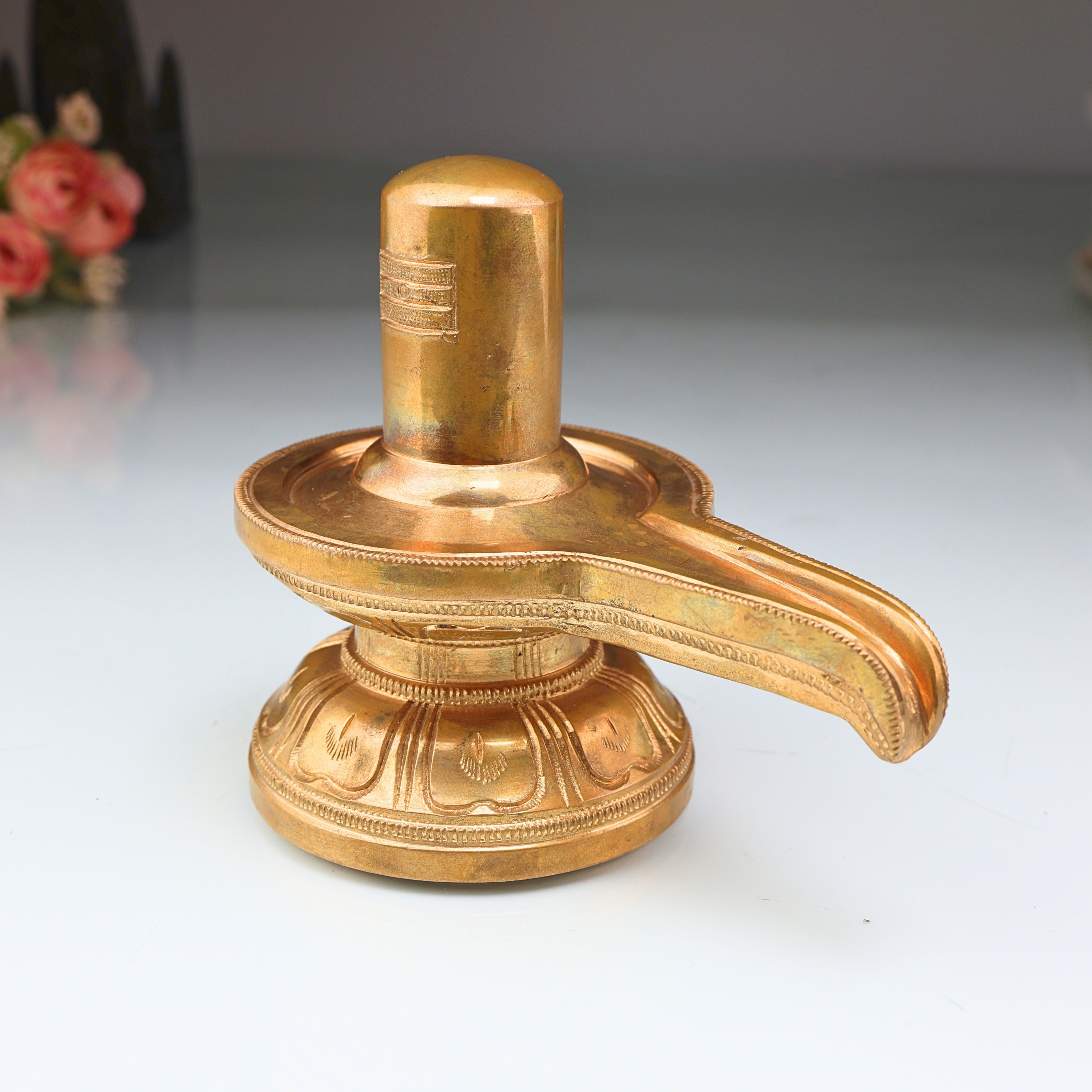 Handmade Bronze Shiva Lingam Idol | Panchaloha Shivalingam, Jyotirlinga, Mahalingam, Shivling for Home, Temple, Pooja & Gifting,Gold, 5 Inch, 1 Piece