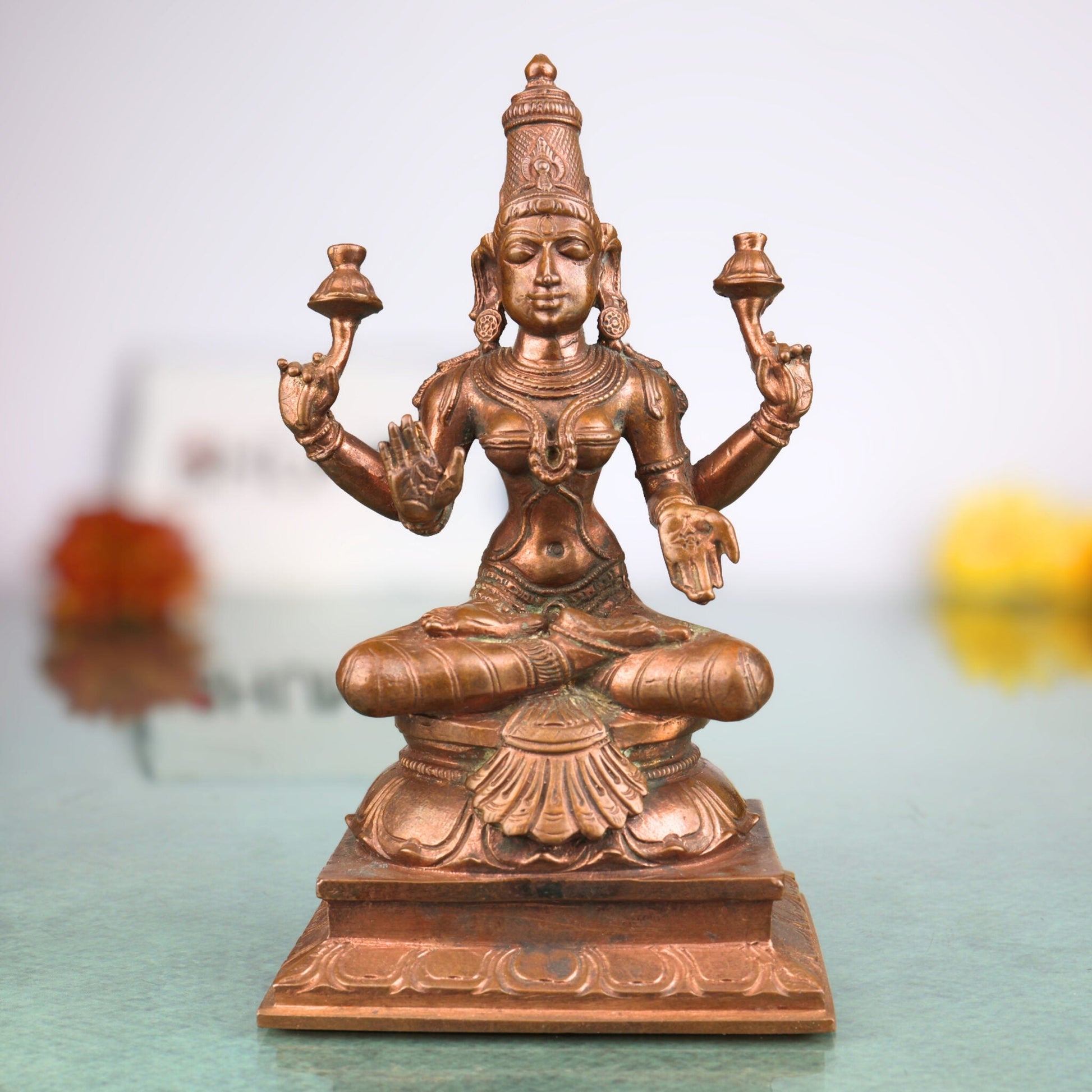 Handcrafted Bronze Mahalakshmi Idol | Panchaloha Lakshmi Murti | Gajalakshmi | Kamala Devi | Ashta Lakshmi Sculpture for Pooja & Decor,Gold, 6 Inch, 1 Piece