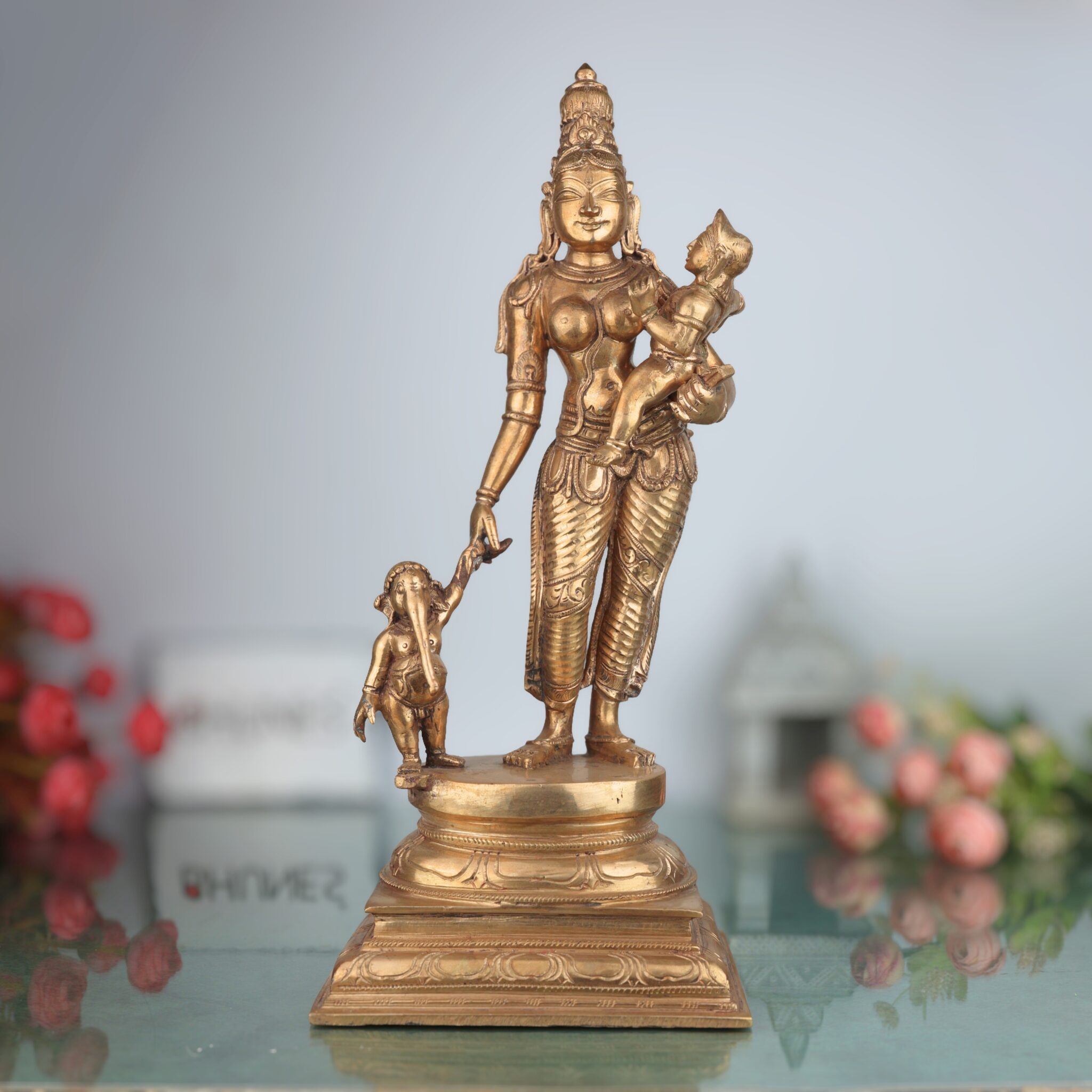 Panchaloha Parvati Ganesha Kartikeya Idol – Handmade Bronze Gauri with Vinayaka and Murugan Sculpture for Home Temple,Gold, 15.5 Inch, 1 Piece