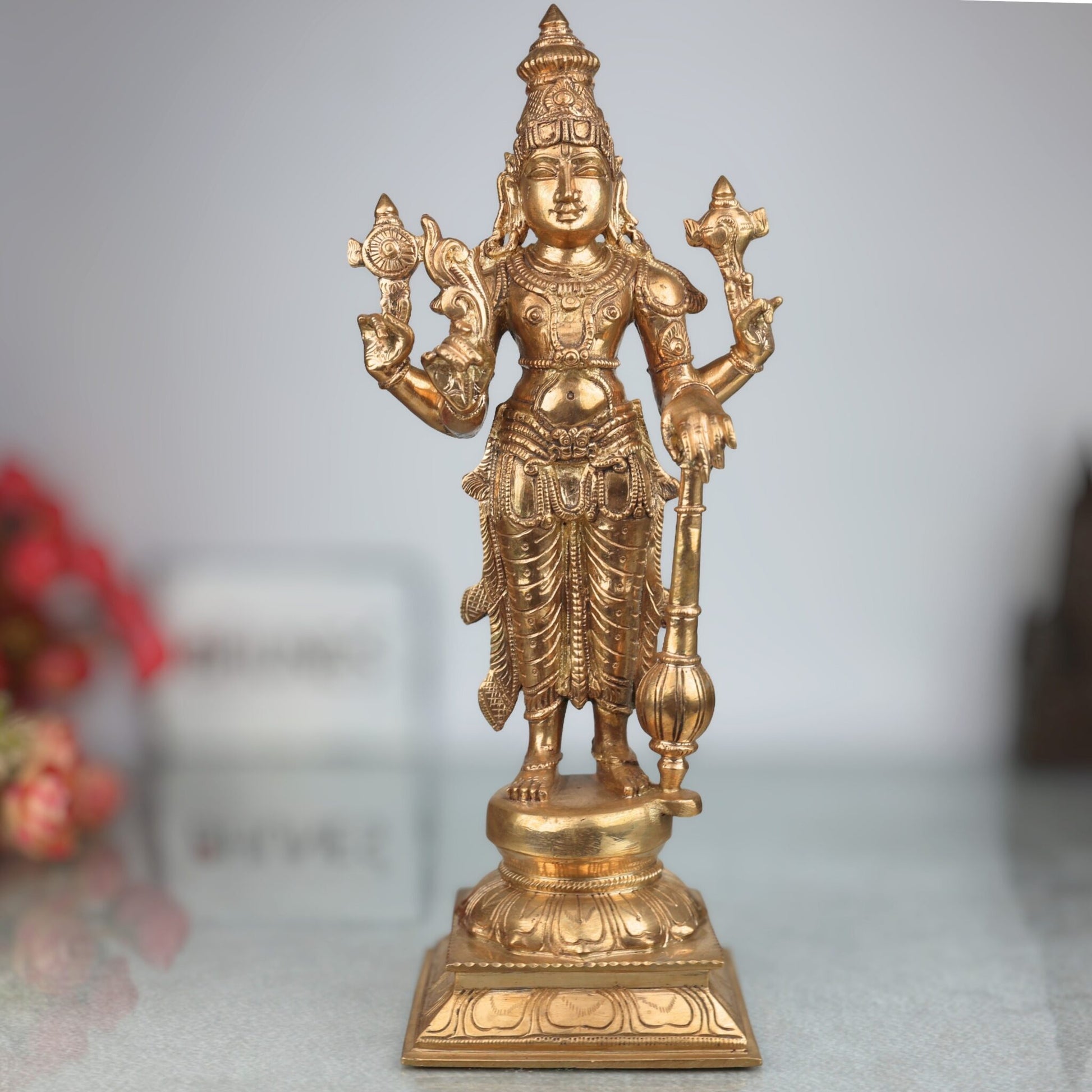 Bronze Panchaloha Venkateshwara Vishnu Idol | Tirupati Balaji Srinivasa Govinda Murti | Handcrafted Chola Art South Indian Temple Statue,Gold, 14 Inch, 1 Piece