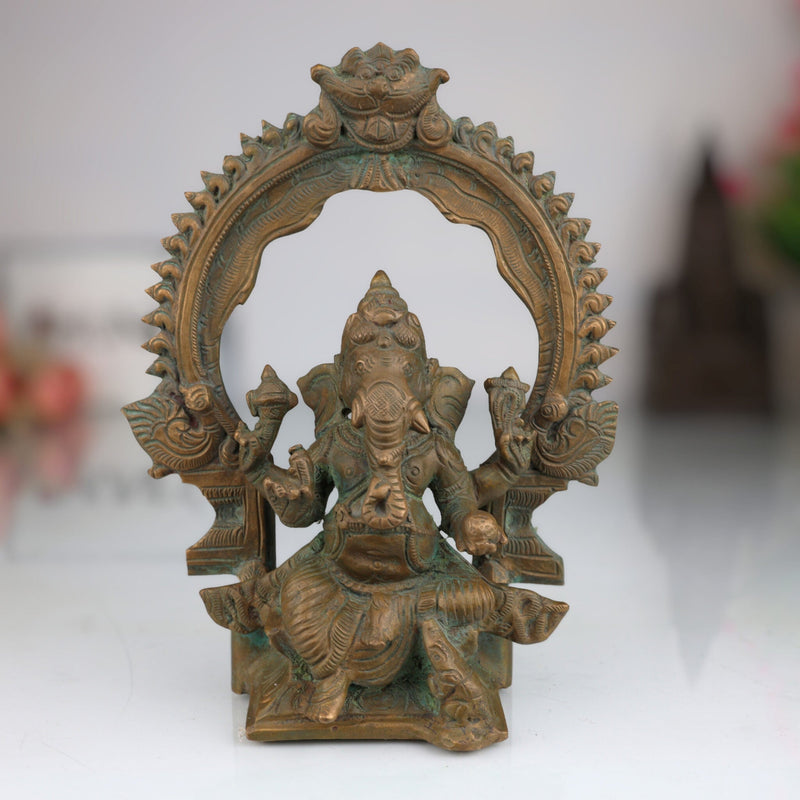 Handcrafted Panchaloha Bronze Ganesha Idol, Chola Style Vinayaka Ganpati Murti, Siddhivinayak, Vastu Elephant God Statue for Home & Temple,Brown, 7 Inch, 1 Piece