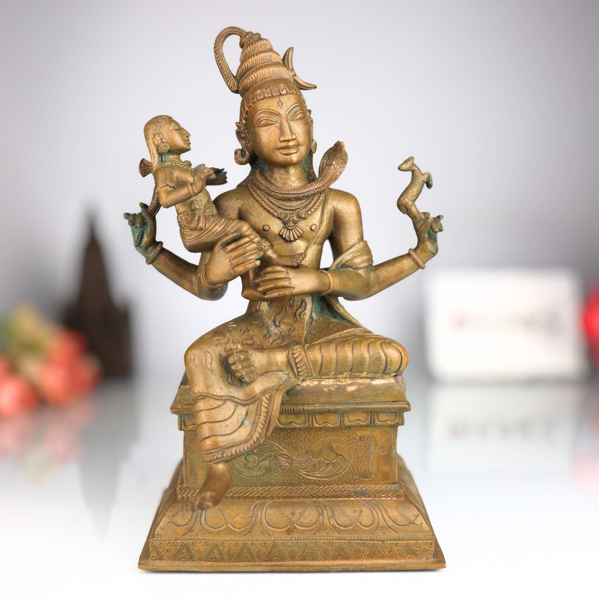 Handcrafted Panchaloha Somaskanda Idol – Lord Shiva with Karthikeya | Shiva Murugan Skanda Subramanya Bronze Sculpture | Chola Style Shiv Parivar Statue,Brown, 12.5 Inch, 1 Piece