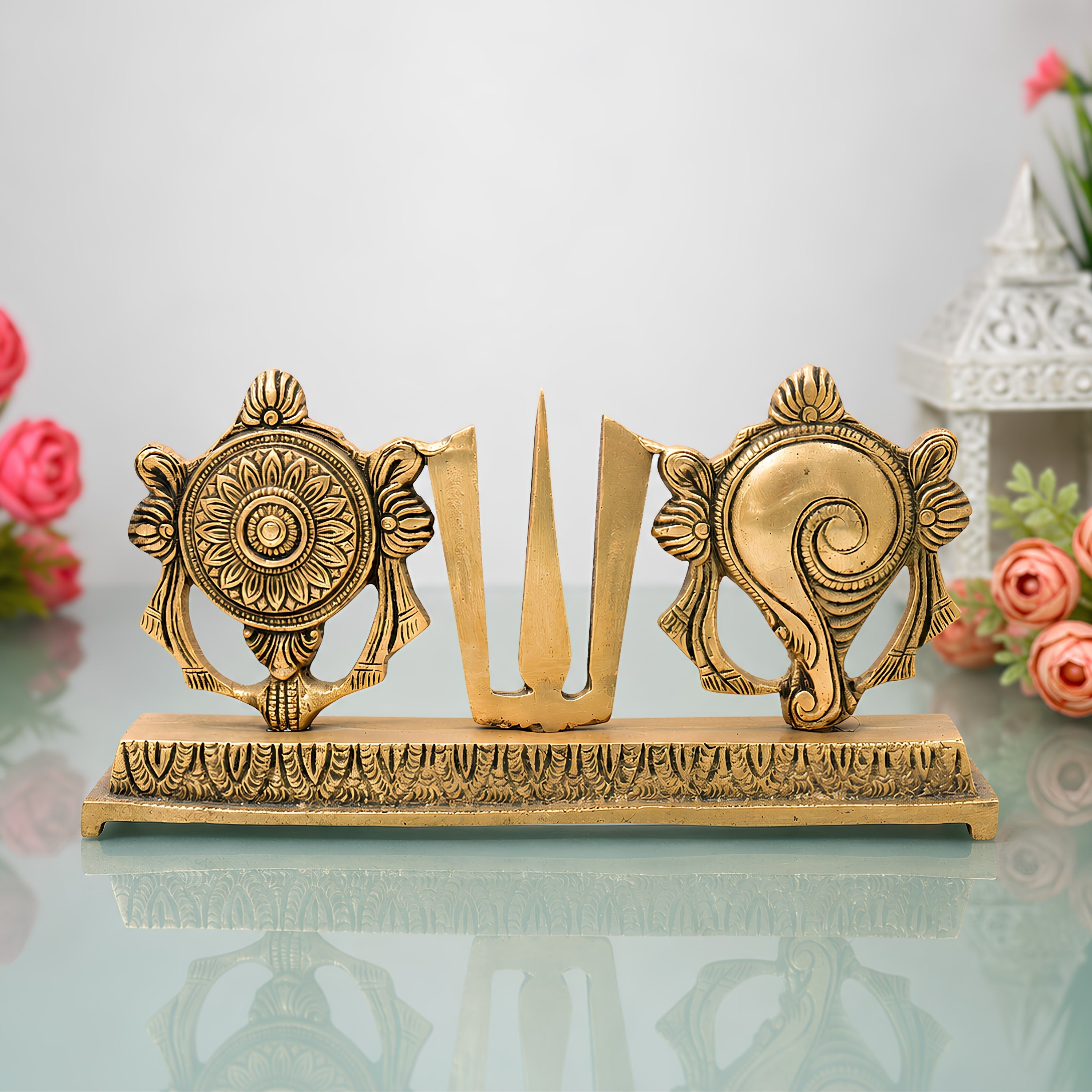 Handcrafted Brass Balaji Shanka Chakra Namam Set, Tirupati Venkateswara Srinivasa Govinda Vishnu Symbol,Gold, 4.5 Inch, 1 Piece