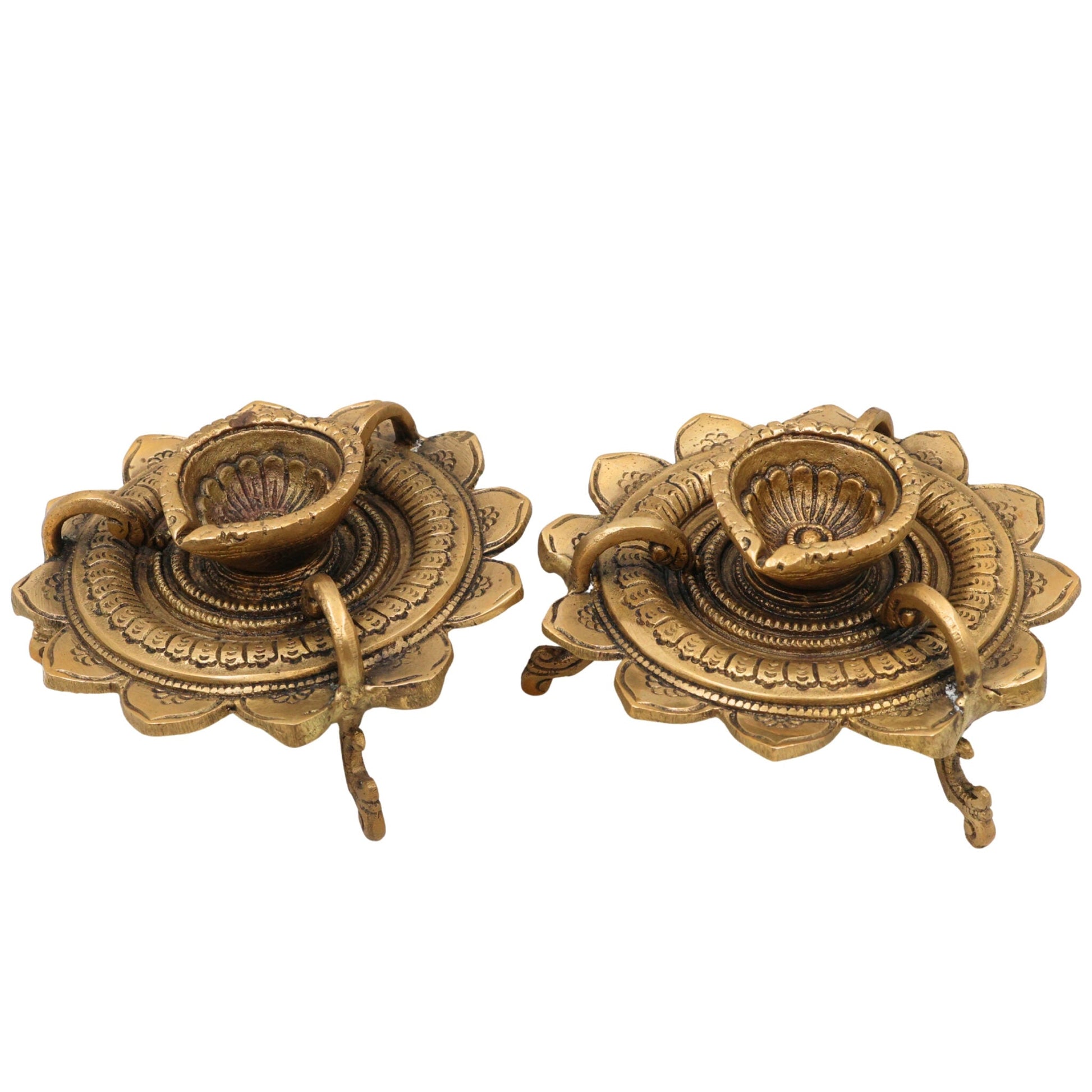 Brass Deepam , Kuthu Vilakku Nilavilakku Agal Vilakku Panchadeepam Temple Oil Lamp Pital Diya Traditional Puja Samai Lamp, Set Of 2,Gold, 3 Inch, 1 Piece