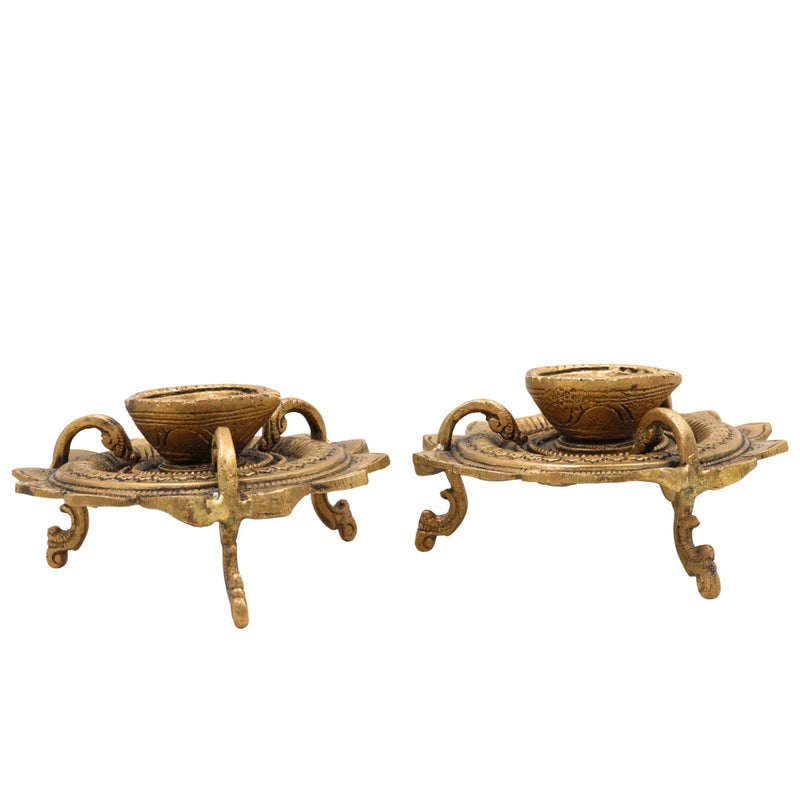 Brass Deepam , Kuthu Vilakku Nilavilakku Agal Vilakku Panchadeepam Temple Oil Lamp Pital Diya Traditional Puja Samai Lamp, Set Of 2,Gold, 3 Inch, 1 Piece