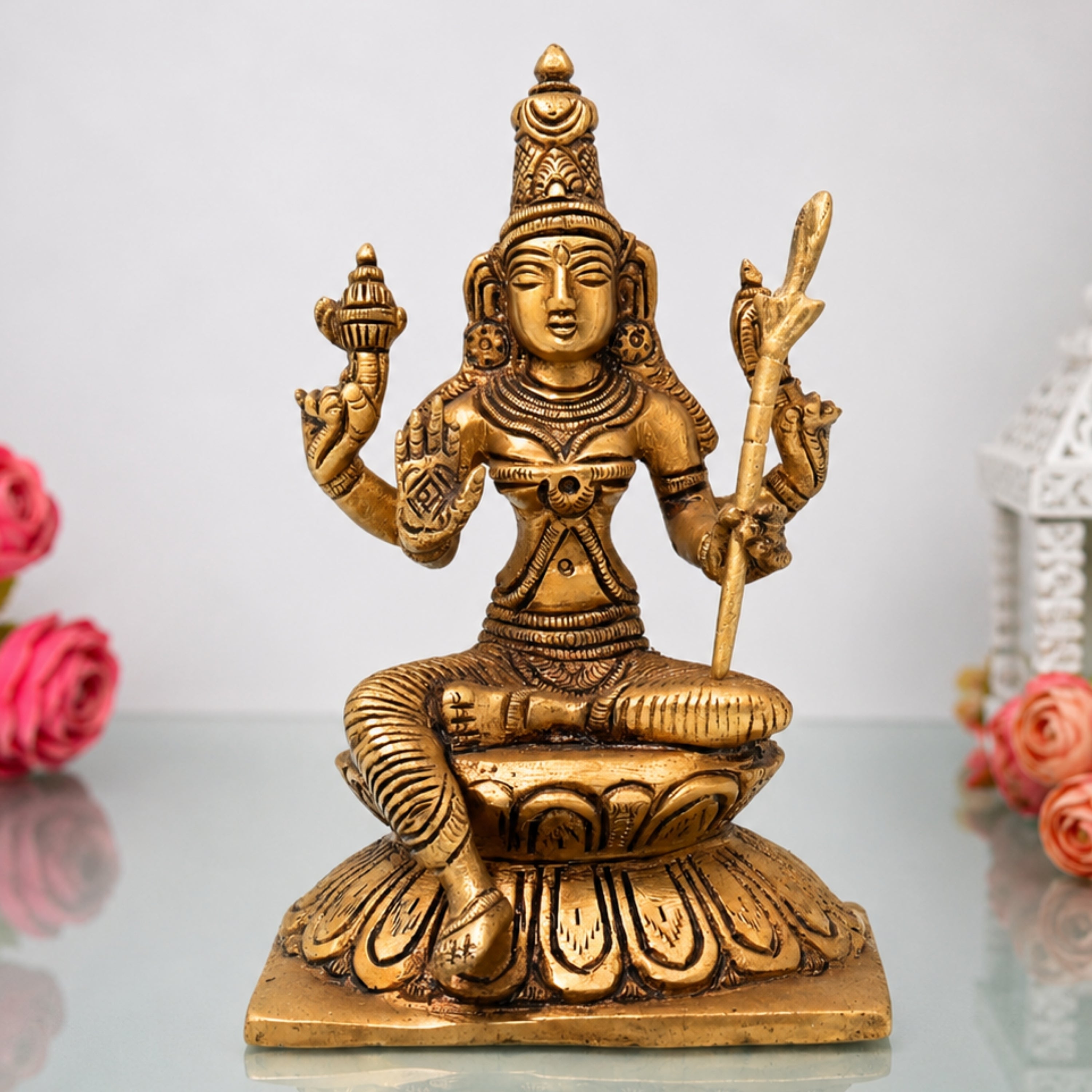 Brass Rajarajeshwari Idol, Sri Lalita Tripurasundari Amman Murti, Kamakshi Shodashi Devi Statue for Puja & Home Decor,Gold, 5.5 Inch, 1 Piece