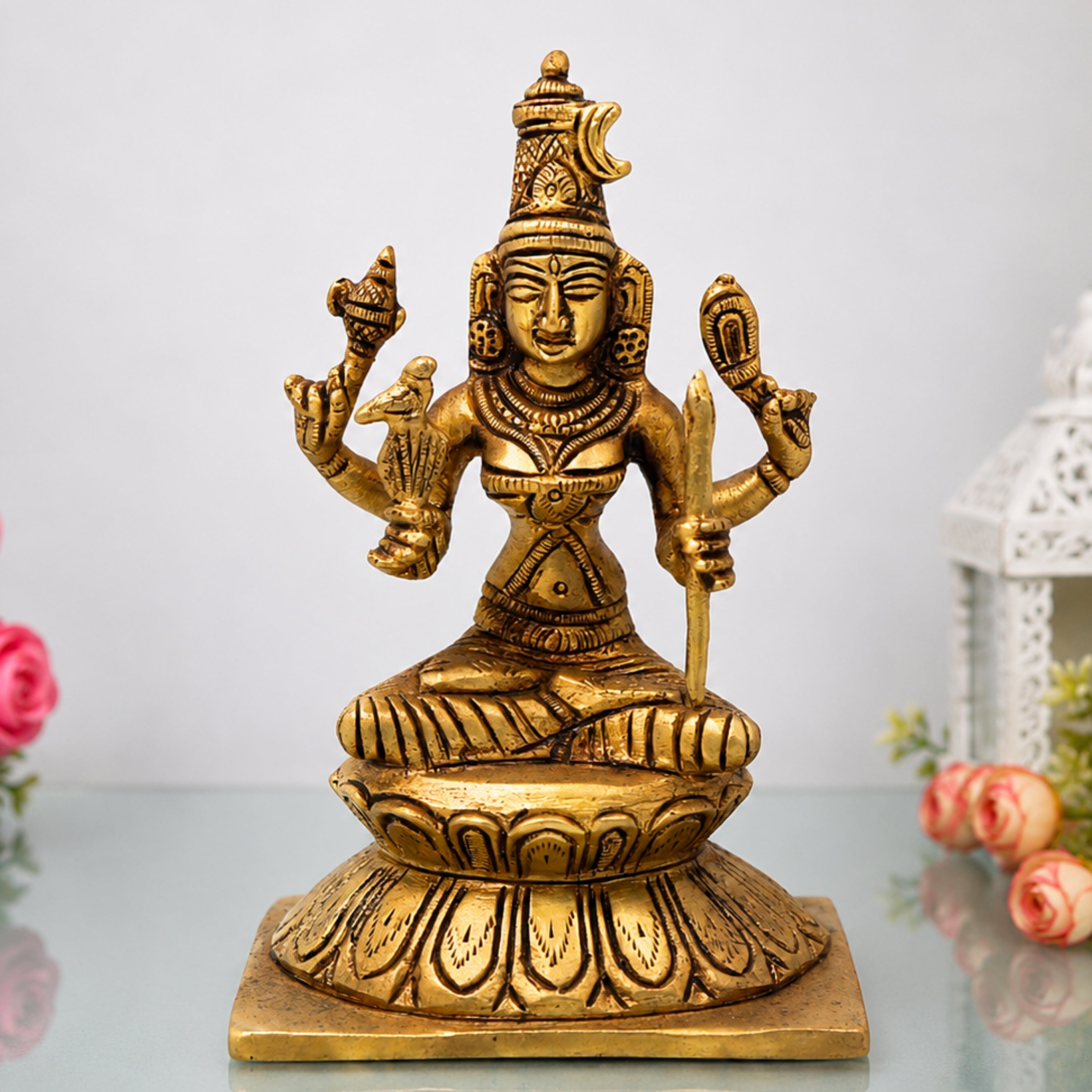 Brass Kamakshi Idol Kanchi Kamakshi Amman Statue, Lalitha Tripura Sundari Rajarajeshwari Pital Moorti,Gold, 6 Inch, 1 Piece