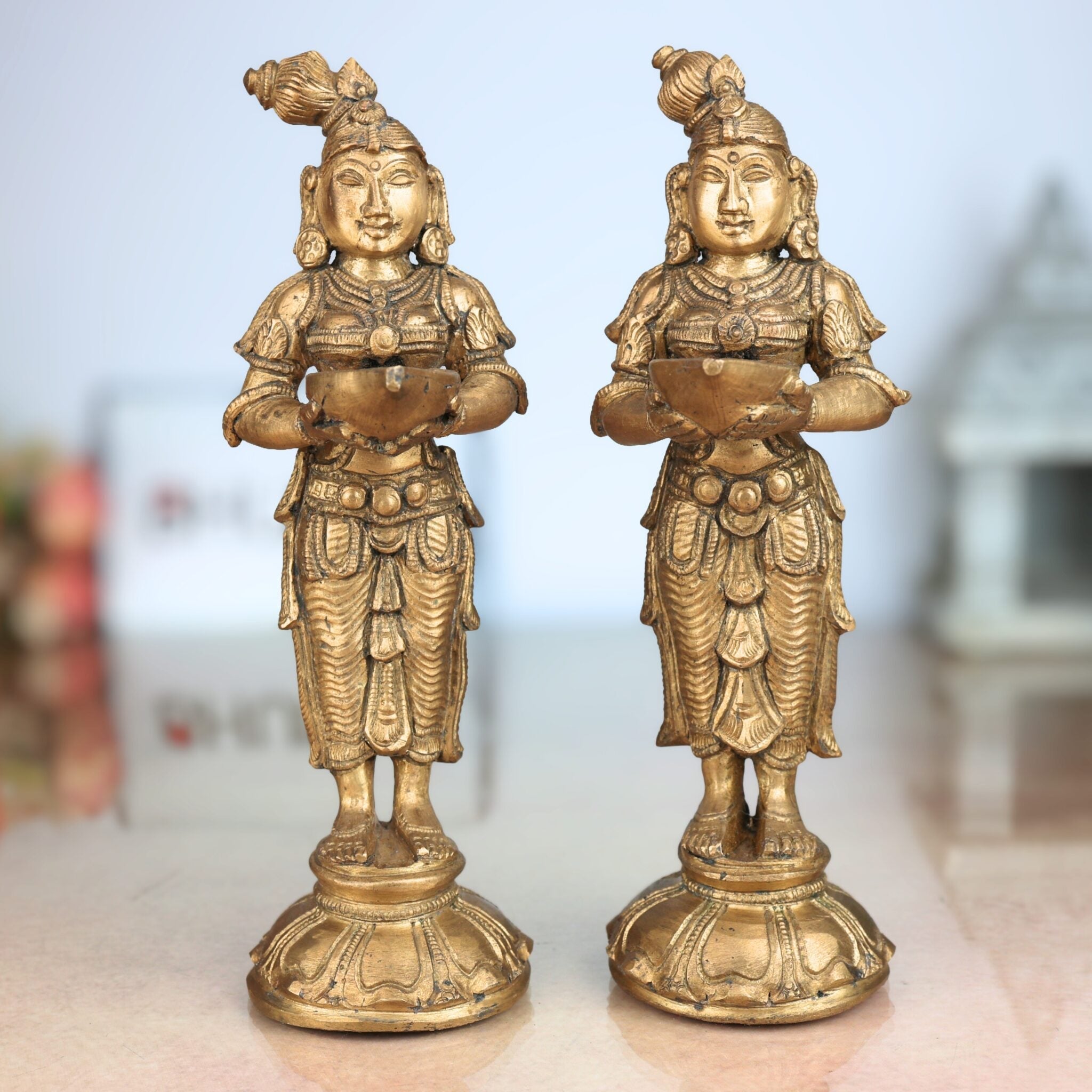 Handcrafted Bronze Panchaloha Deepalakshmi Deepam Lady Idol Set – Vilakku Lakshmi | Jyoti Lakshmi | Chola Art Temple Decor,Gold, 7.5 Inch, 1 Piece