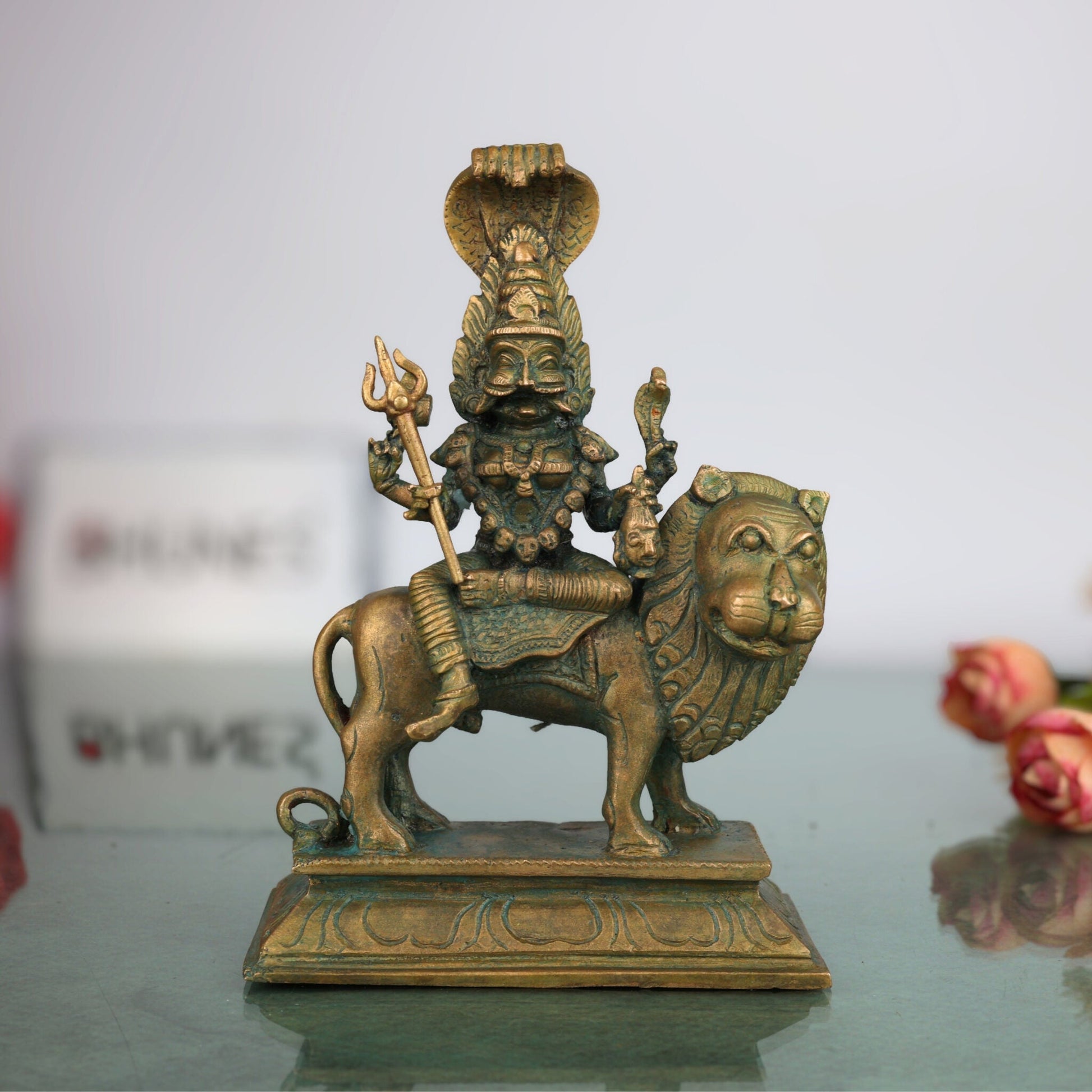 Handcrafted Bronze Pratyangira Devi Idol – Panchaloha Narasimhi Atharvana Bhadrakali Simhamukhi Chola Art South Indian Temple Sculpture for Home, Pooja, and Gifting,Gold, 7 Inch, 1 Piece