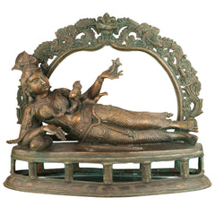 Bronze Feeding Yashoda with Baby Krishna Idol, Panchaloha Chola Art Bala Gopala, Kanha, Ladoo Gopal, Natkhat Krishna Temple Statue,Gold, 17 Inch, 1 Piece