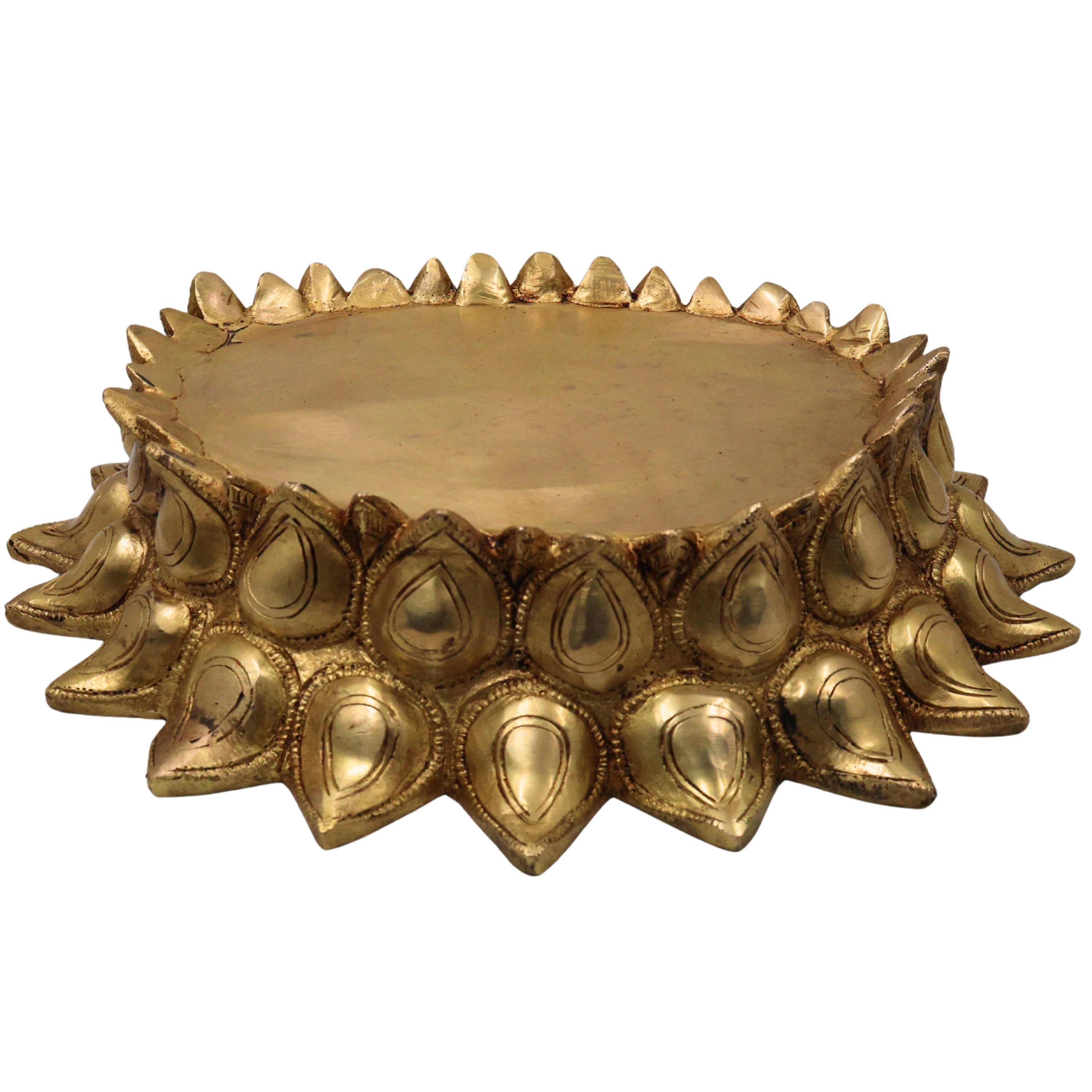 Bhunes Brass Lotus Shaped Pooja Chowki for Kalash and Deity, Handcrafted Mandir Bajot, Big Kamal Sinhasan Stand, Devotional Brass Platform for Temple, Home Decor, Rituals, Gold, 3 Inch, 1 Piece
