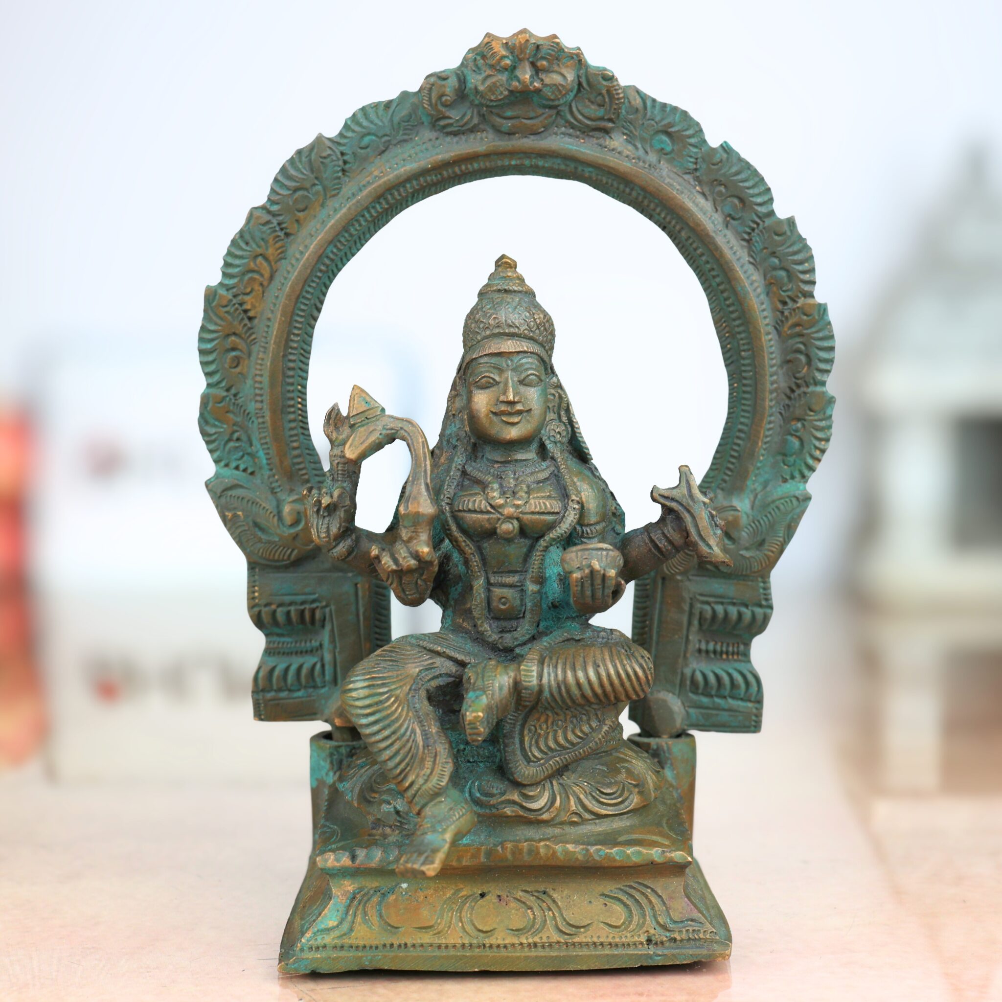 Handcrafted Bronze Mariamman Idol with Prabhavali – Authentic Panchaloha Goddess Sculpture, Samayapuram Mariamman, Maha Mariamman, Tamil Nadu Temple Murti,Brown, 6.5 Inch, 1 Piece