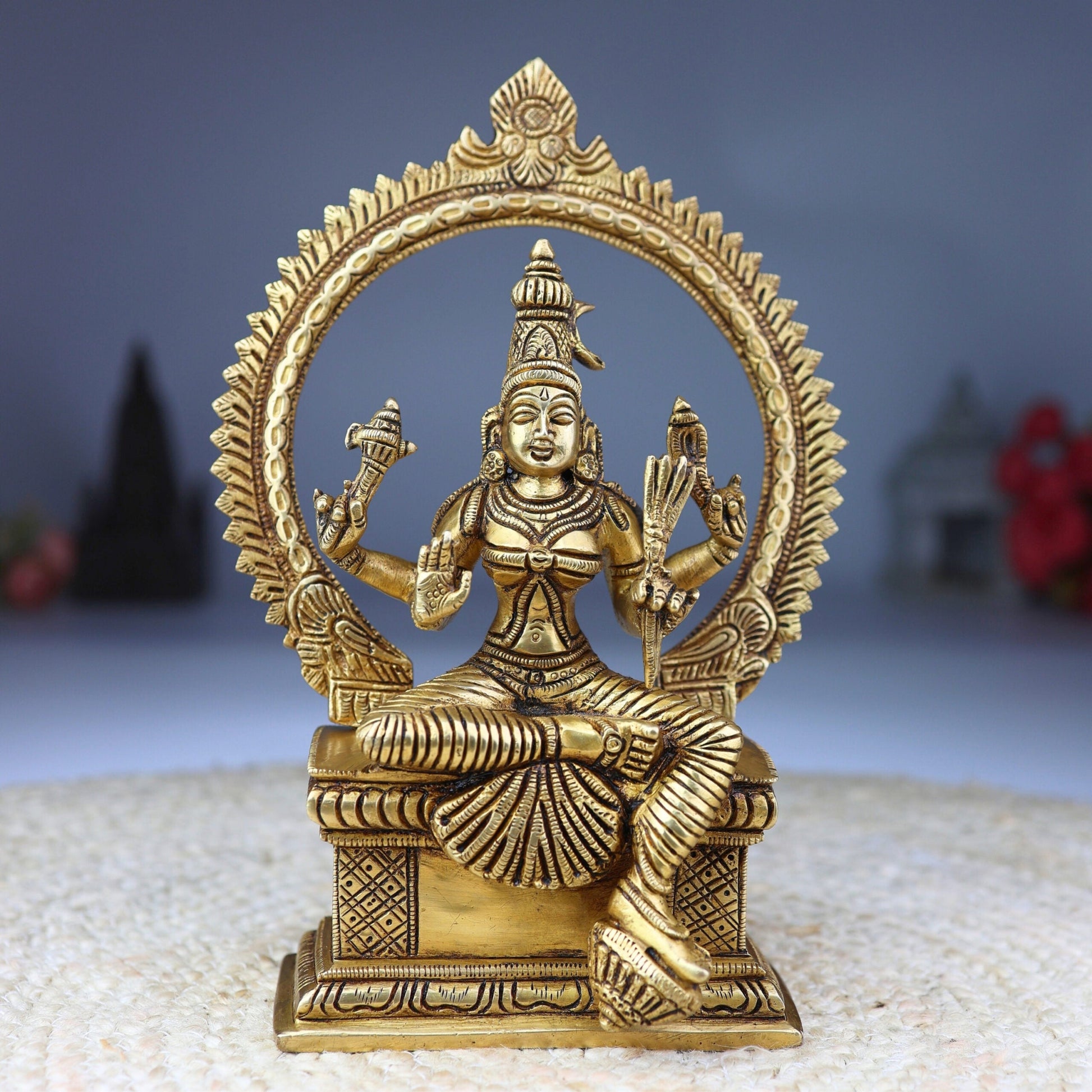 Brass Rajarajeshwari Tripura Sundari Lalita Kamakshi Shodashi Devi Idol, Handmade Mahavidya Adi Parashakti Sculpture for Home Temple Puja Decor Gift, Gold, 10 Inch, 1 Piece