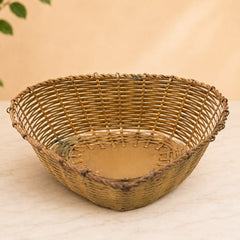 Brass Fruit Bowl Peetal Phal Dani Pital Phal Thali Pittal Decorative Velli Pittalam Bowl Traditional Indian Pooja Decor,Gold, 2 Inch, 1 Piece