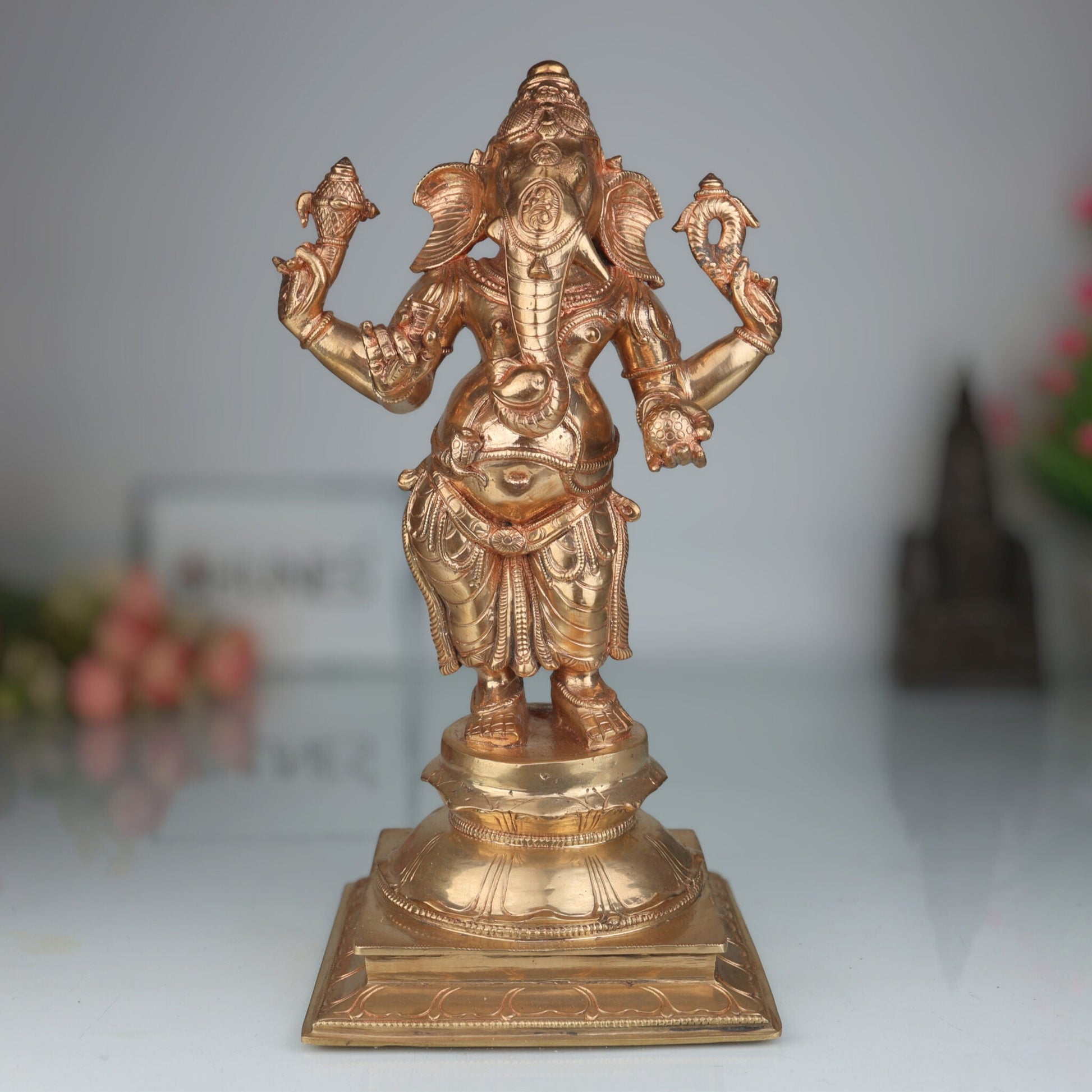 Handcrafted Bronze Panchaloha Ganesha Idol, Vinayaka Ganpati Murti, Chola Art Vighnaharta Statue for Home & Temple,Gold, 13 Inch, 1 Piece