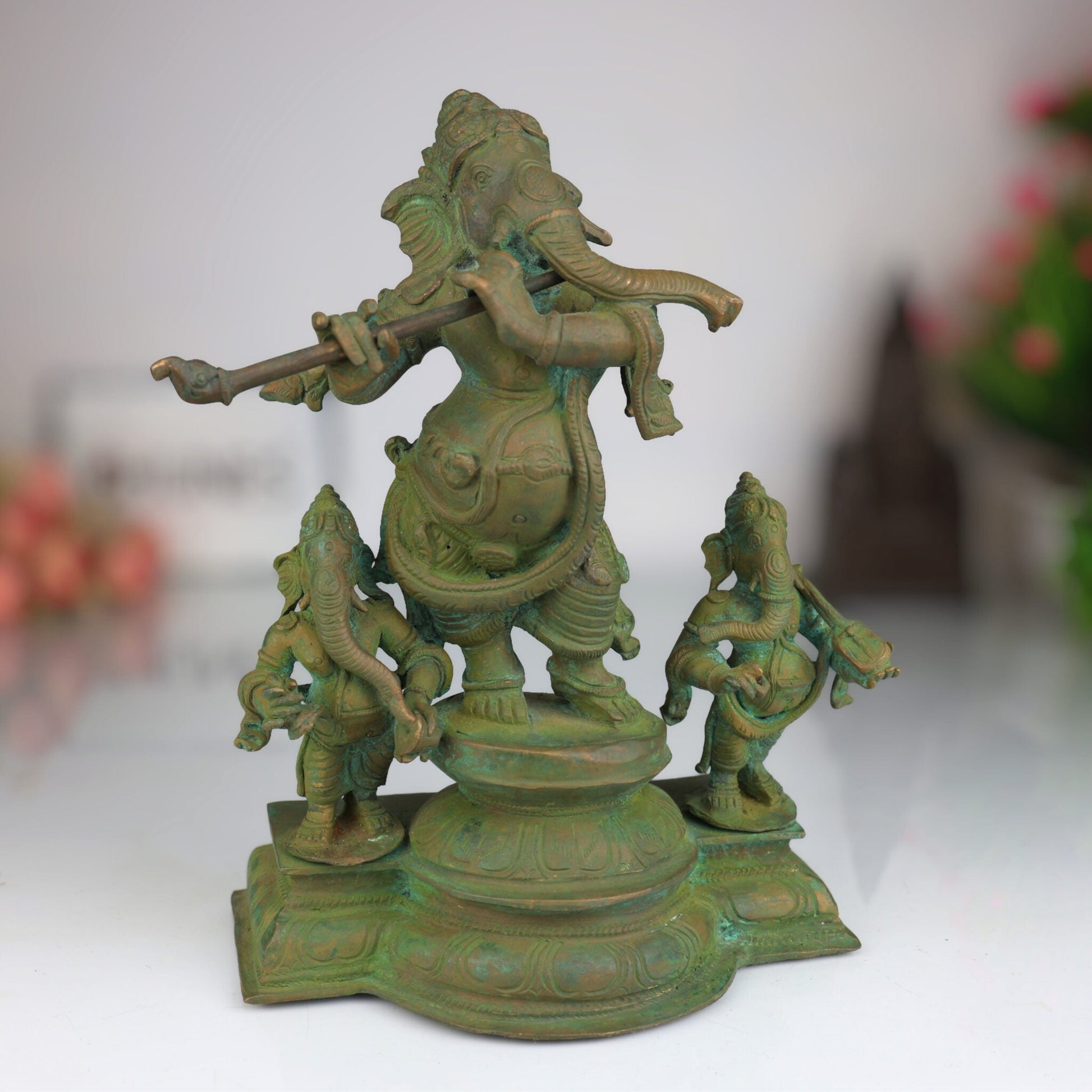 Bronze Musical Ganesha Idols, Ganesh Ki Murti, Panchaloha Ganpati Statue,Brown, 10 Inch, 1 Piece