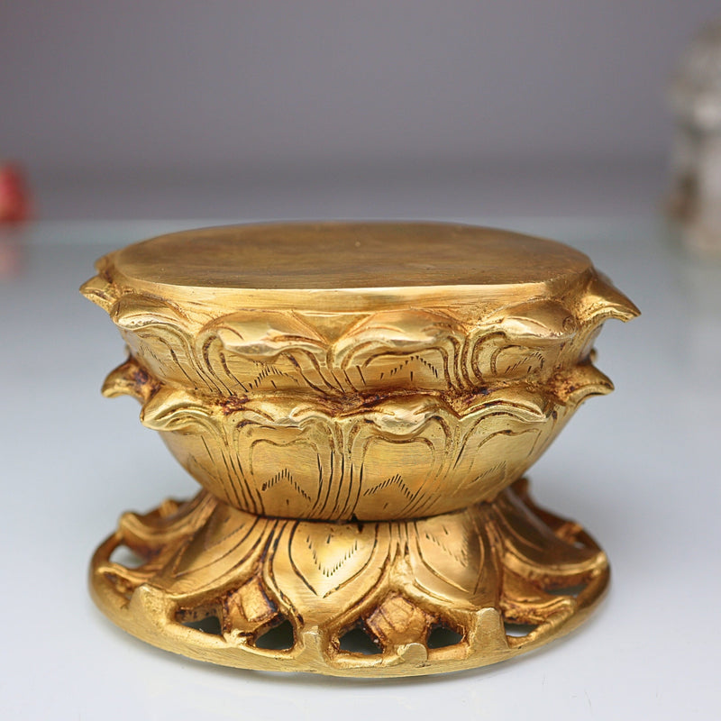 Bhunes Brass Lotus Shaped Pooja Chowki for Kalash, Deity Idol Stand, Mandir Platform, Kamal Peetha Singhasan, Traditional Pital Bajot Aasan for Temples & Home Decor,Gold, 3.5 Inch, 1 Piece