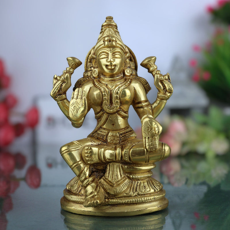 Handcrafted Brass Mahalakshmi Idol – Shri Lakshmi | Laxmi | Padmavati | Kamala Devi Murti for Pooja Room, Temple & Home Decor,Gold, 5 Inch, 1 Piece