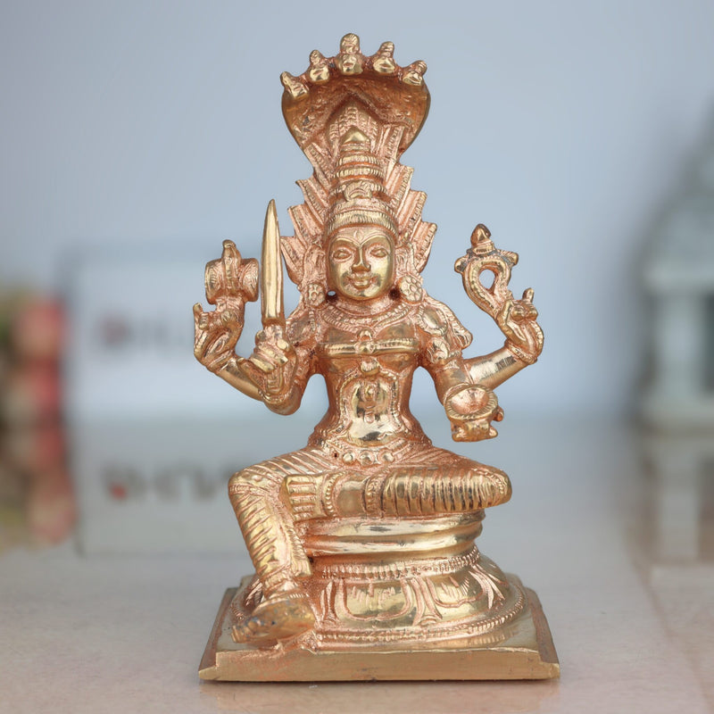 Handcrafted Bronze Mariamman Idol – Samayapuram Karumari Amman | Panchaloha Grama Devata | South Indian Chola Art Sculpture,Gold, 6 Inch, 1 Piece