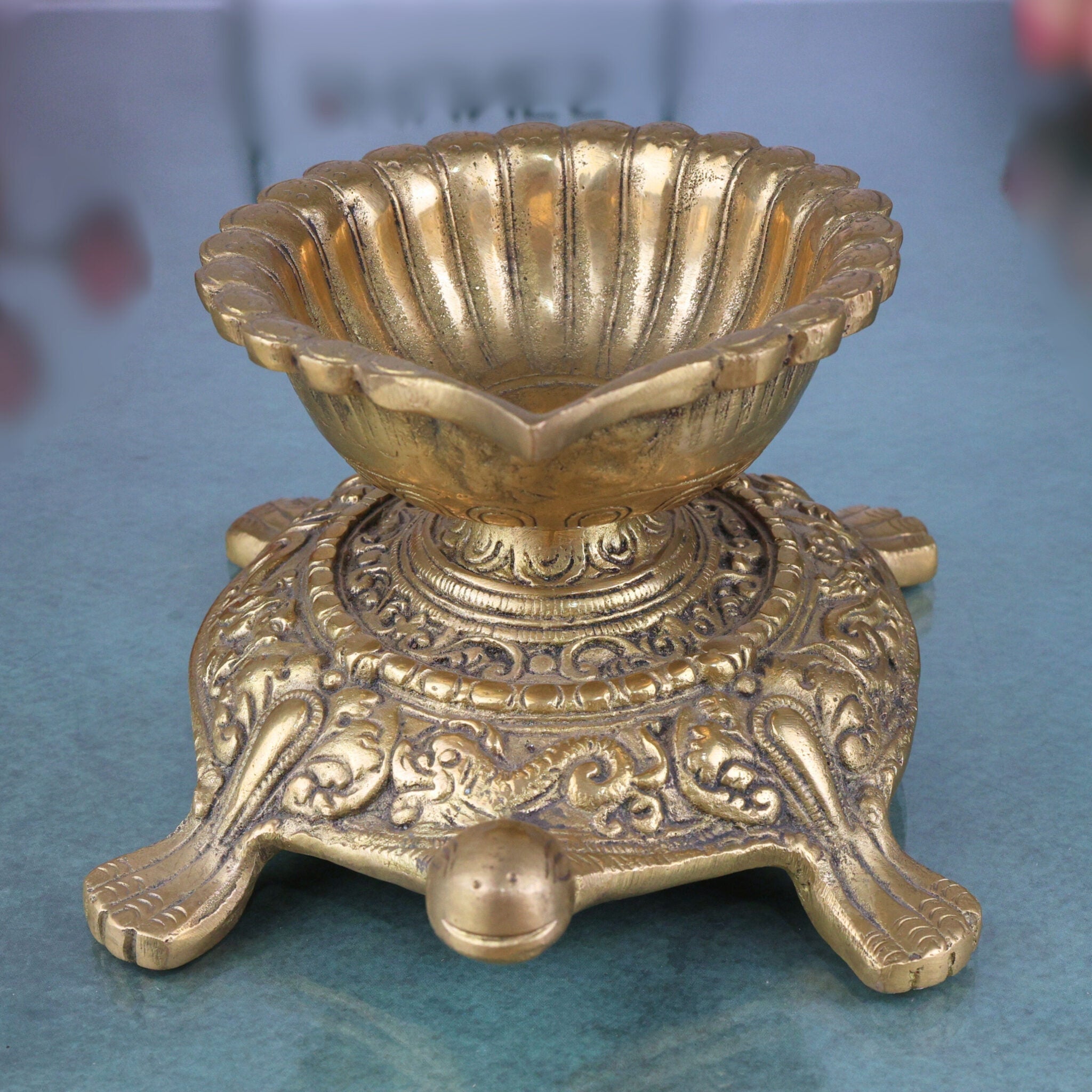 Brass Turtle Deepam Kuthu Vilakku, Traditional Pital Diya Lamp for Pooja, Nilavilakku Deepa Jyoti, Gold, 4 Inch, 1 Piece
