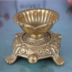 Brass Turtle Deepam Kuthu Vilakku, Traditional Pital Diya Lamp for Pooja, Nilavilakku Deepa Jyoti, Gold, 4 Inch, 1 Piece