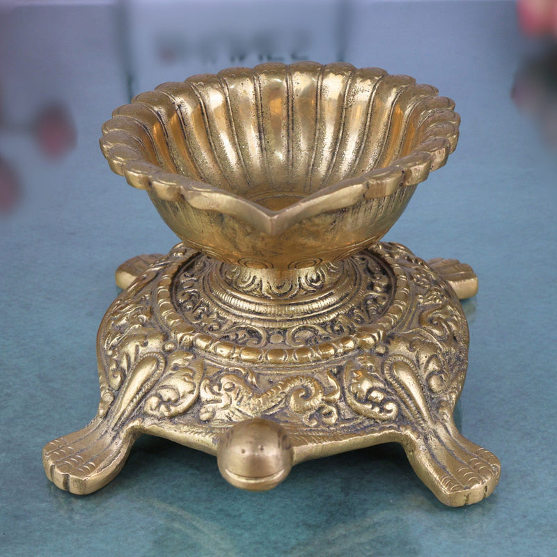 Brass Turtle Deepam Kuthu Vilakku, Traditional Pital Diya Lamp for Pooja, Nilavilakku Deepa Jyoti, Gold, 4 Inch, 1 Piece