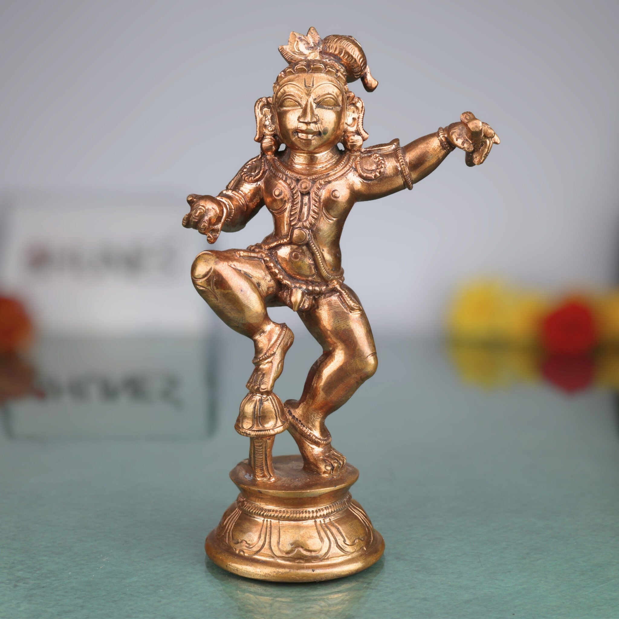 Handcrafted Bronze Bal Gopal Idol – Panchaloha Laddu Gopal, Natkhat Krishna, Makhan Chor, Nand Kishore, Banke Bihari, Chola Art South Indian Temple Statue, Brown, 7 Inch, 1 Piece