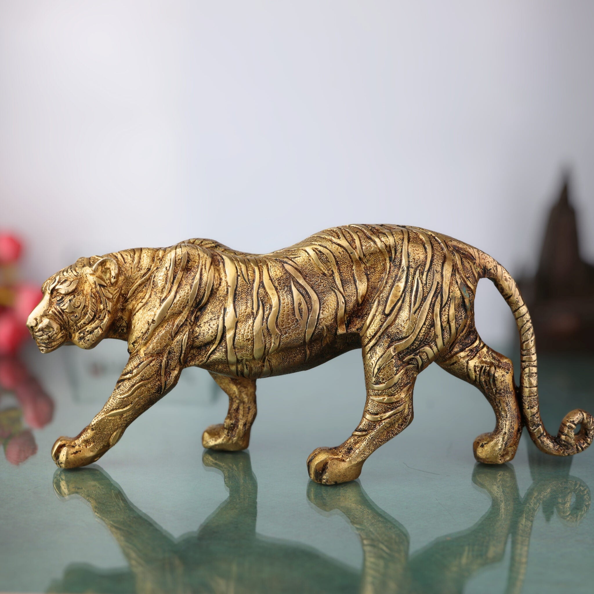 Brass Tiger Idol Shera Vyaghra Baagh Murti | Handcrafted Peetal Pittal Sculpture | Indian Tiger Figurine for Home Decor & Temple