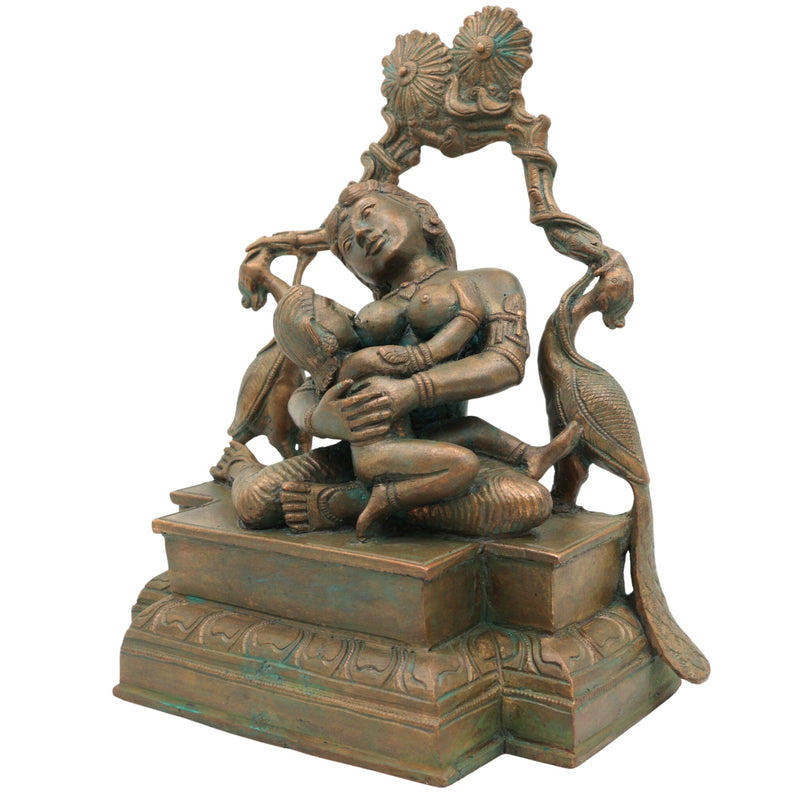 Panchaloha Yashoda Mata Breastfeeding Baby Krishna Bronze Idol – Handcrafted Chola Art Nursing Mother Statue, Amma Paal Kudukkum, Maa Doodh Pilati Hui, Mother Feeding Child Sculpture for Home Temple Décor,Brown,9Inch,1pice