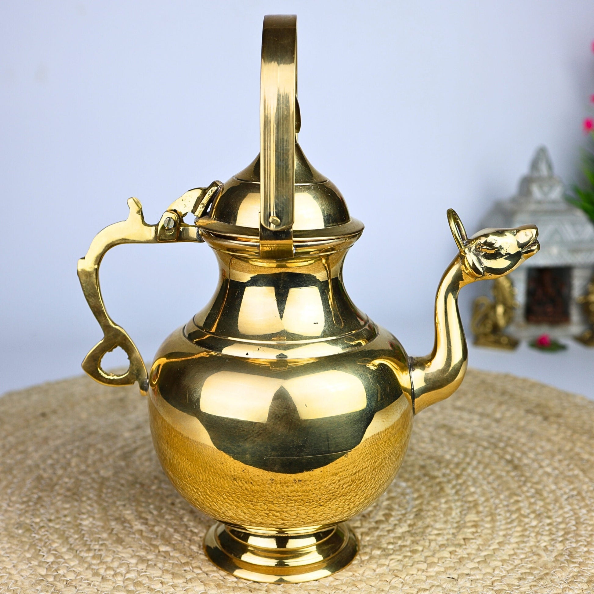 Bhunes Brass Water Loota Kamandal with Gomukh, Kalash, Jal Lota, Pooja Cambu, Lotiya, Gangajali, Stoup, Gold, 10.5 Inch, 1 Piece