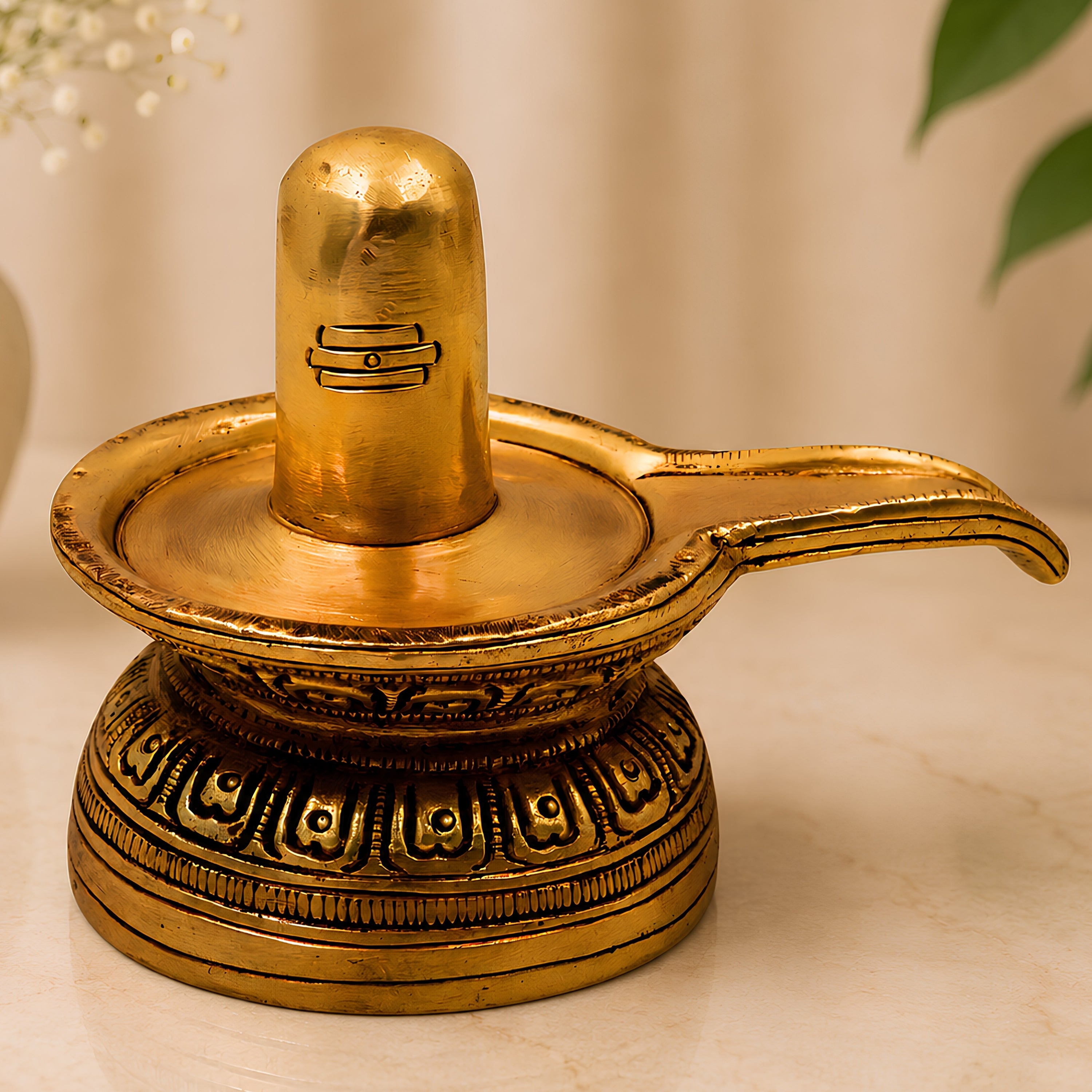 Handcrafted Brass Shiva Lingam Idol, Shivling Shivalingam Jyotirlinga Banalinga Narmada Lingam Mahalingam for Home Temple Puja Decor,Gold, 3 Inch, 1 Piece