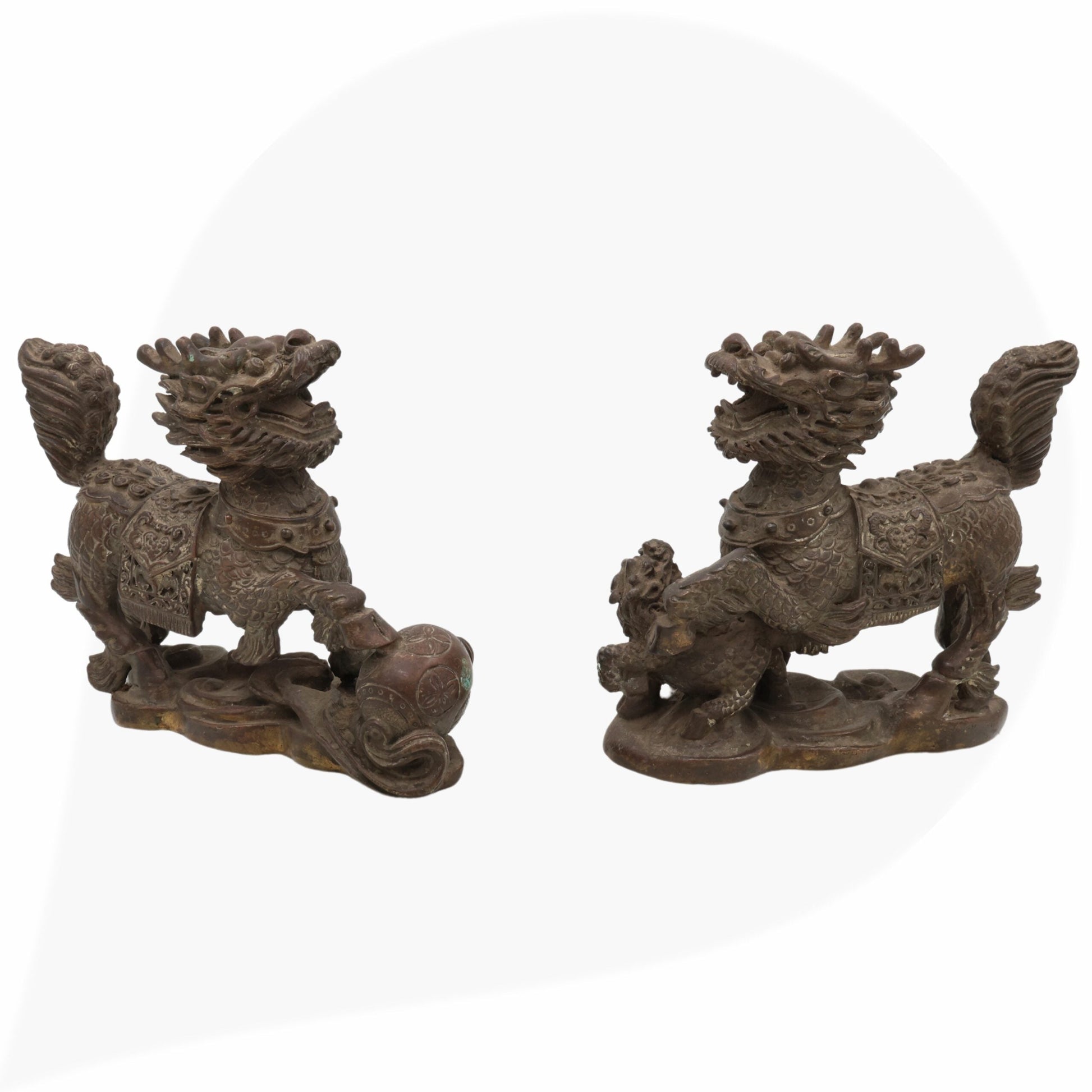 Brass Foo Dog Idol, Fu Lion Statue, Guardian Lion Sculpture, Shishi Feng Shui Temple Lion Figurine for Home, Office & Gift,Black, 5 Inch, 1 Piece