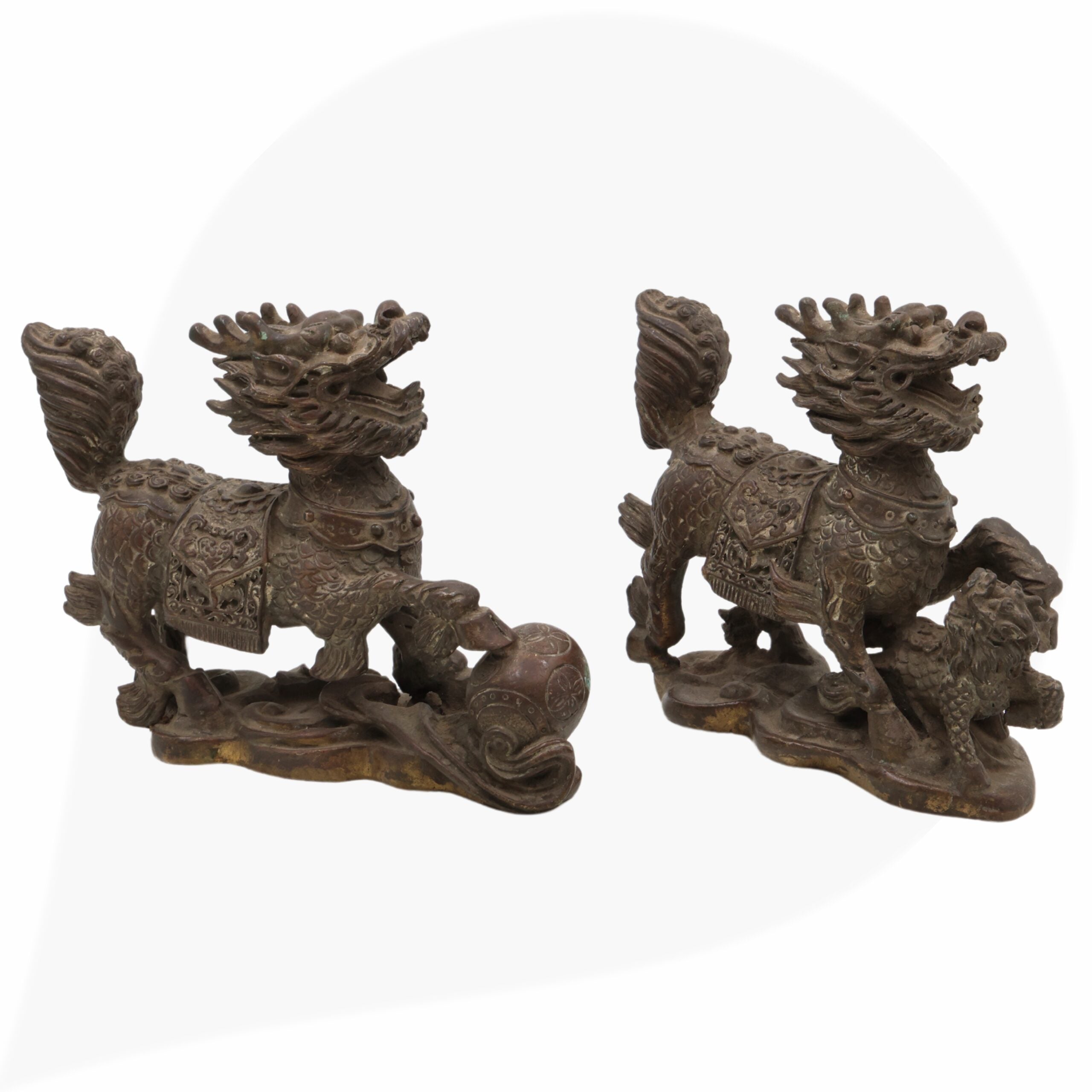 Brass Foo Dog Idol, Fu Lion Statue, Guardian Lion Sculpture, Shishi Feng Shui Temple Lion Figurine for Home, Office & Gift,Black, 5 Inch, 1 Piece