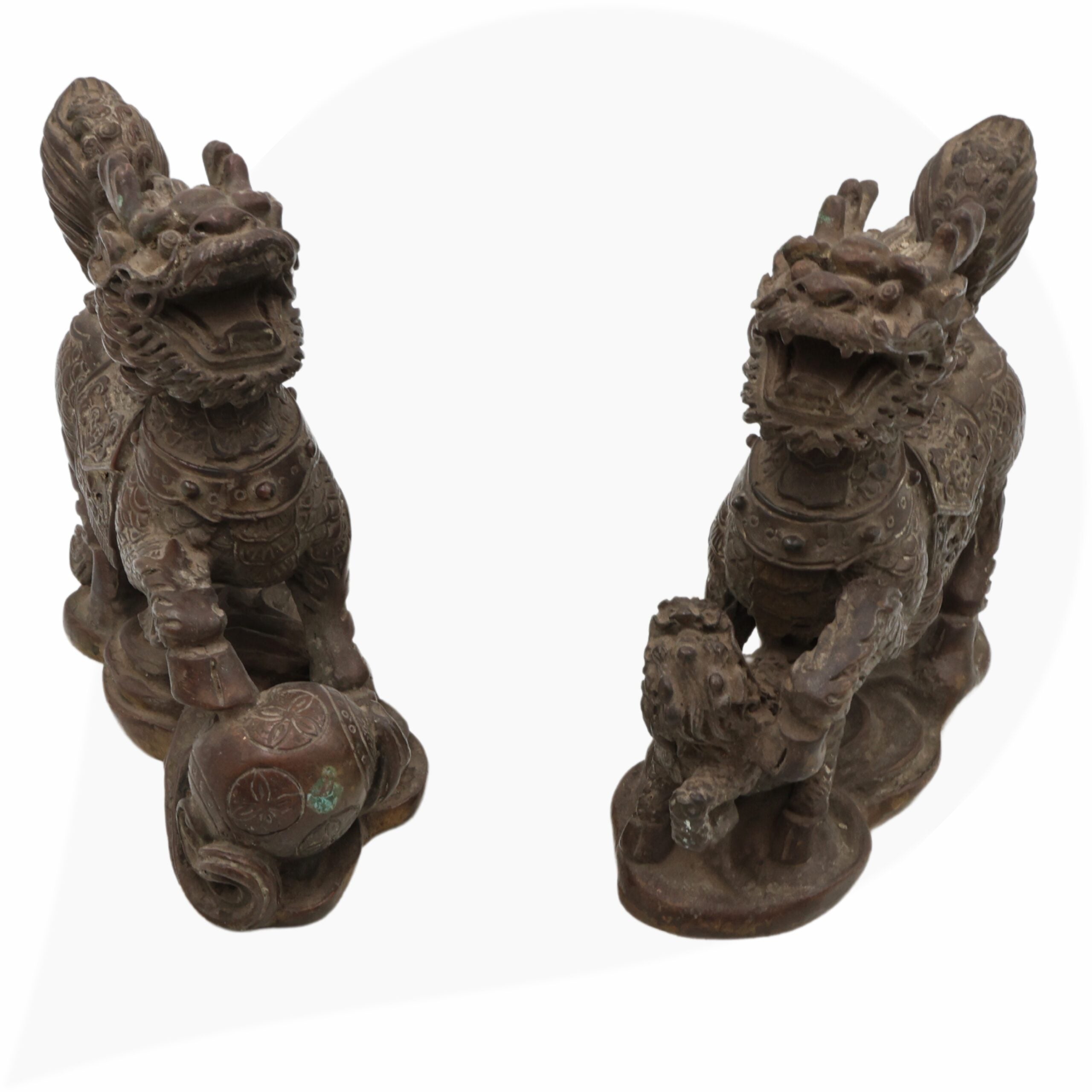 Brass Foo Dog Idol, Fu Lion Statue, Guardian Lion Sculpture, Shishi Feng Shui Temple Lion Figurine for Home, Office & Gift,Black, 5 Inch, 1 Piece