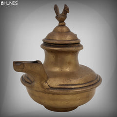 Brass Antique Oil Lamp Deepam, Traditional Kerala Nilavilakku Diya, Vintage Pital Peetal Pooja Deepam, Gold, 6 Inch, 1 Piece