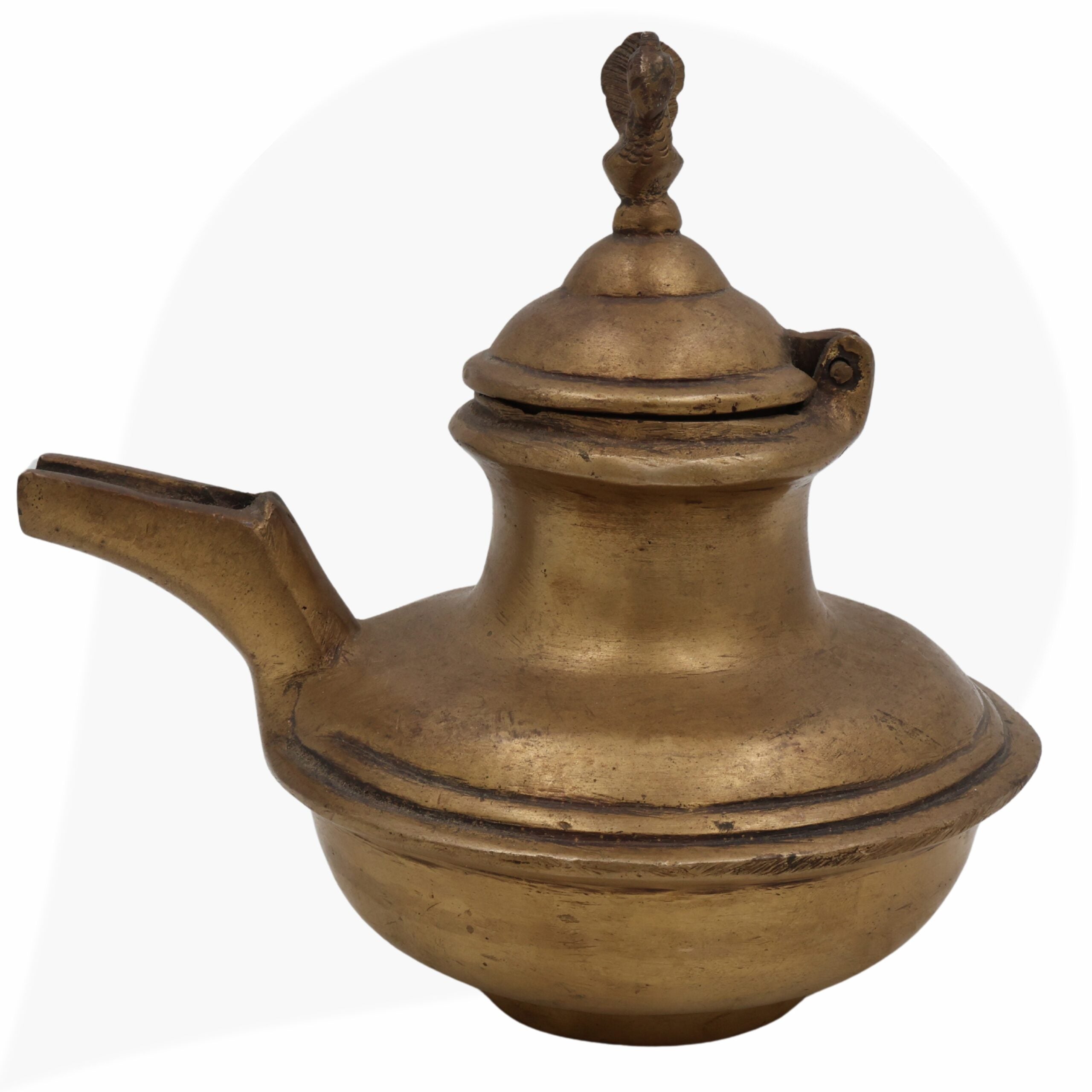 Brass Antique Oil Lamp Deepam, Traditional Kerala Nilavilakku Diya, Vintage Pital Peetal Pooja Deepam, Gold, 6 Inch, 1 Piece