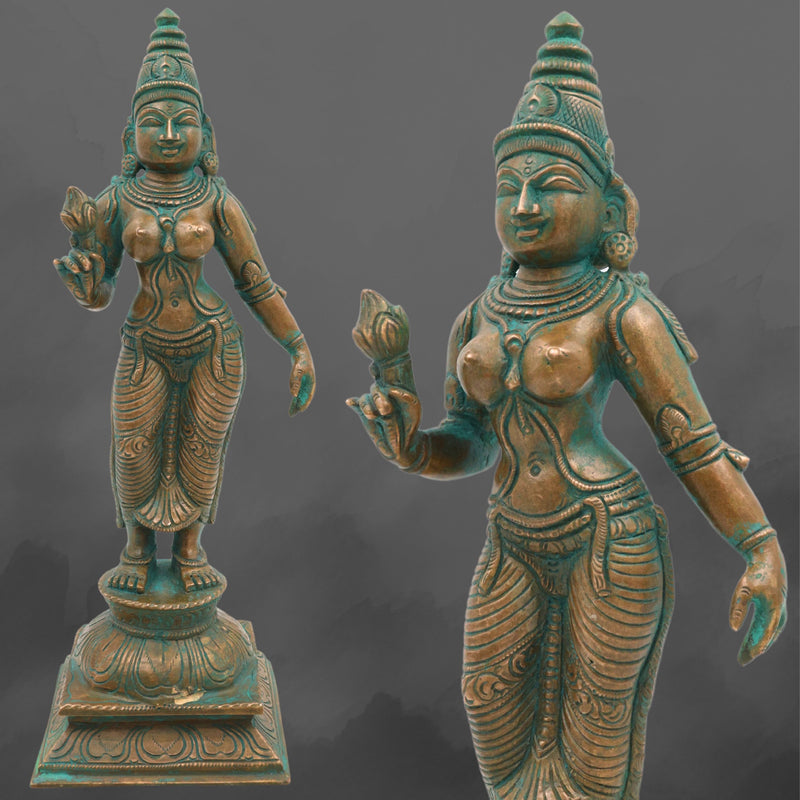 Handmade Bronze Shridevi Idol | Panchaloha Lakshmi Murti | Mahalakshmi, Padmavati, Kamala Statue for Prosperity & Home Decor,Brown, 10.5 Inch, 1 Piece