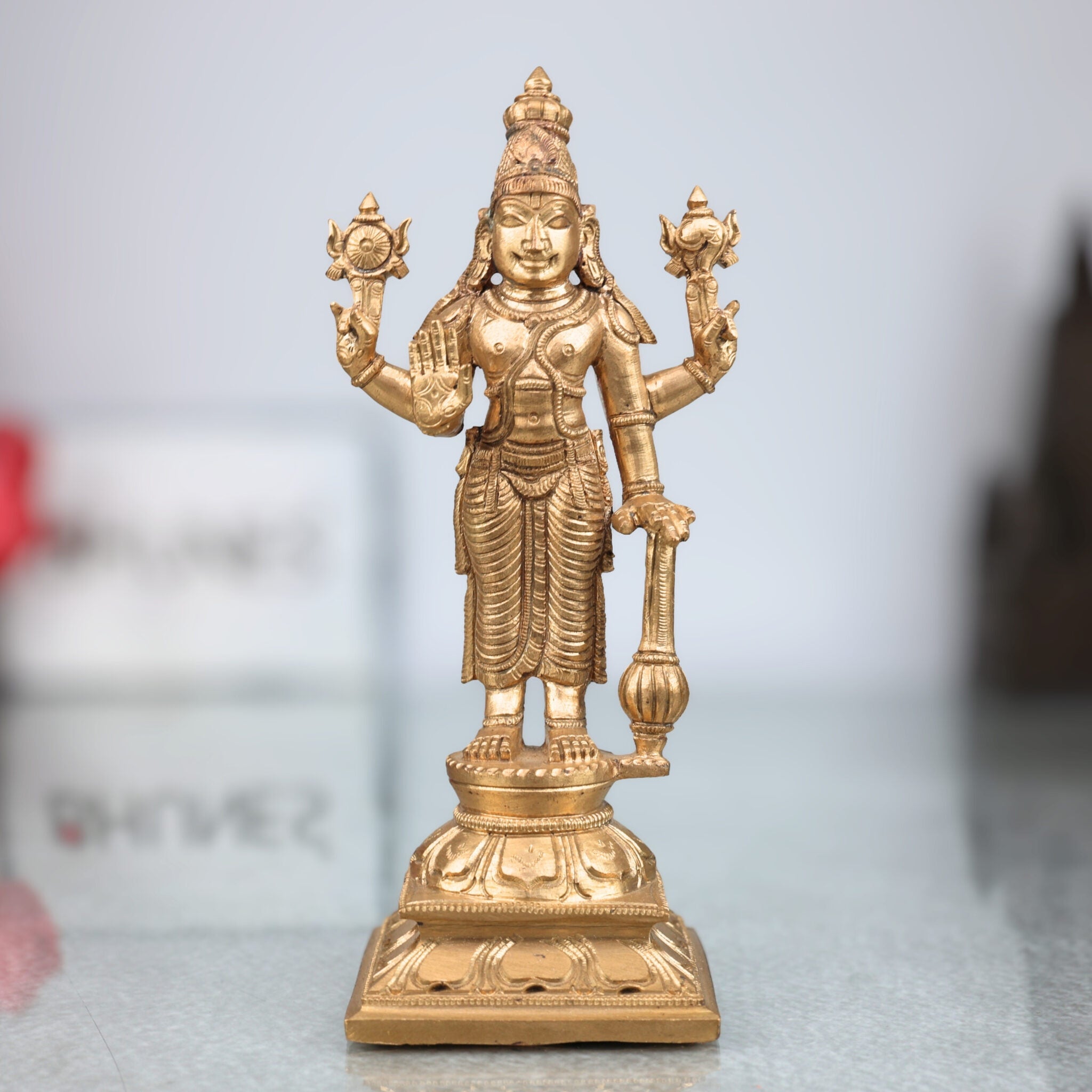 Handcrafted Panchaloha Bronze Vishnu Idol | Narayana Murti | Govinda, Madhava, Hari Statue | Traditional Wax Casting | 16cm,Gold, 6.5 Inch, 1 Piece