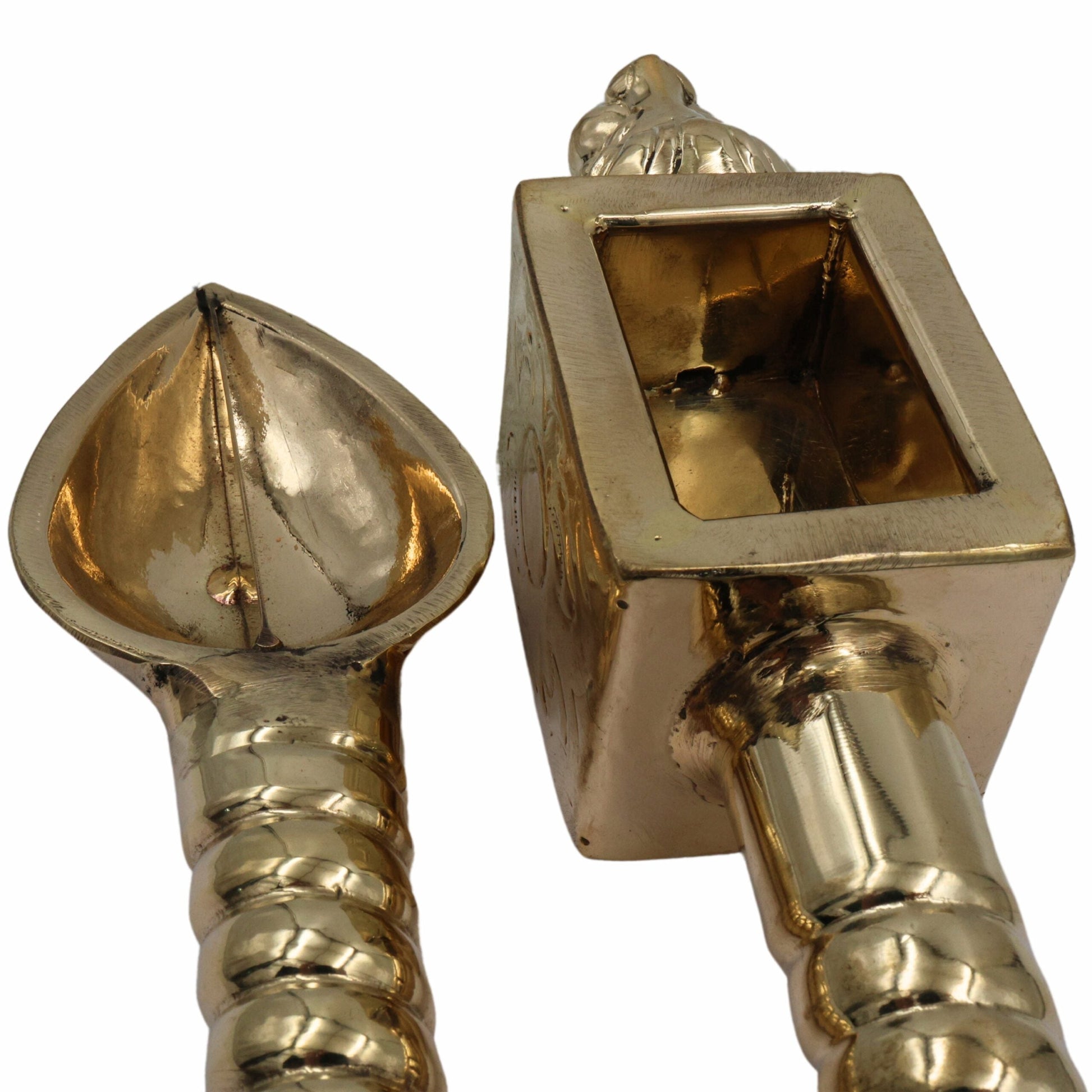 Brass Lion Head Homa Spoon Set For Vedic Sacrifices Yajna, Achamani Spoons For Havan,Gold, 18.5 Inch, 1 Piece