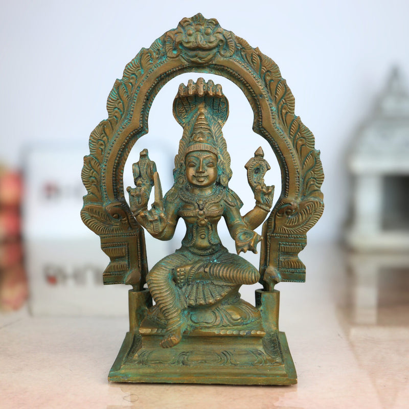 Bronze Mariamman Idol | Panchaloha Mariamma Statue | Muthumariamma, Samayapuram Mariamman, Yellamma, Pochamma, Maisamma, Gangamma, Mahankali Amma, Shakti Amma Vigraham for Puja & Temple, Brown, 6.5 Inch, 1 Piece