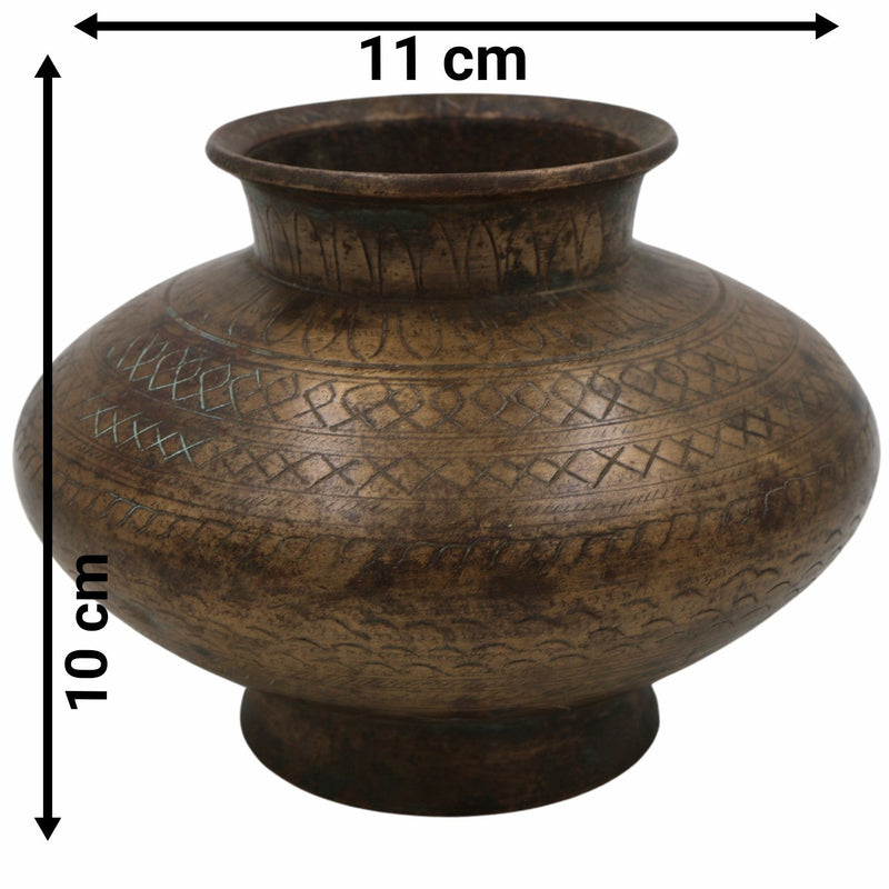 Bhunes Antique Brass Loota, Lota Poja Cambu, Water Loota, Jal Lota, Poja Cambu, Lotiya, Gangajali Stoup,Gold, 4.5 Inch, 1 Piece