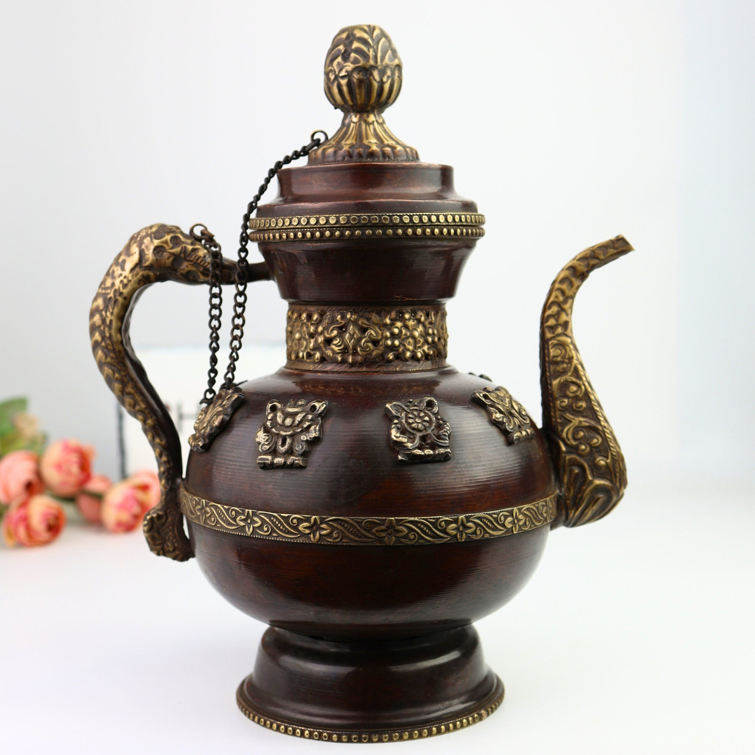 Handcrafted Brass Kettle Idol | Peetal Pital Chai Pot , Vintage Decor  1Litre,Brown, 11 Inch, 1 Piece
