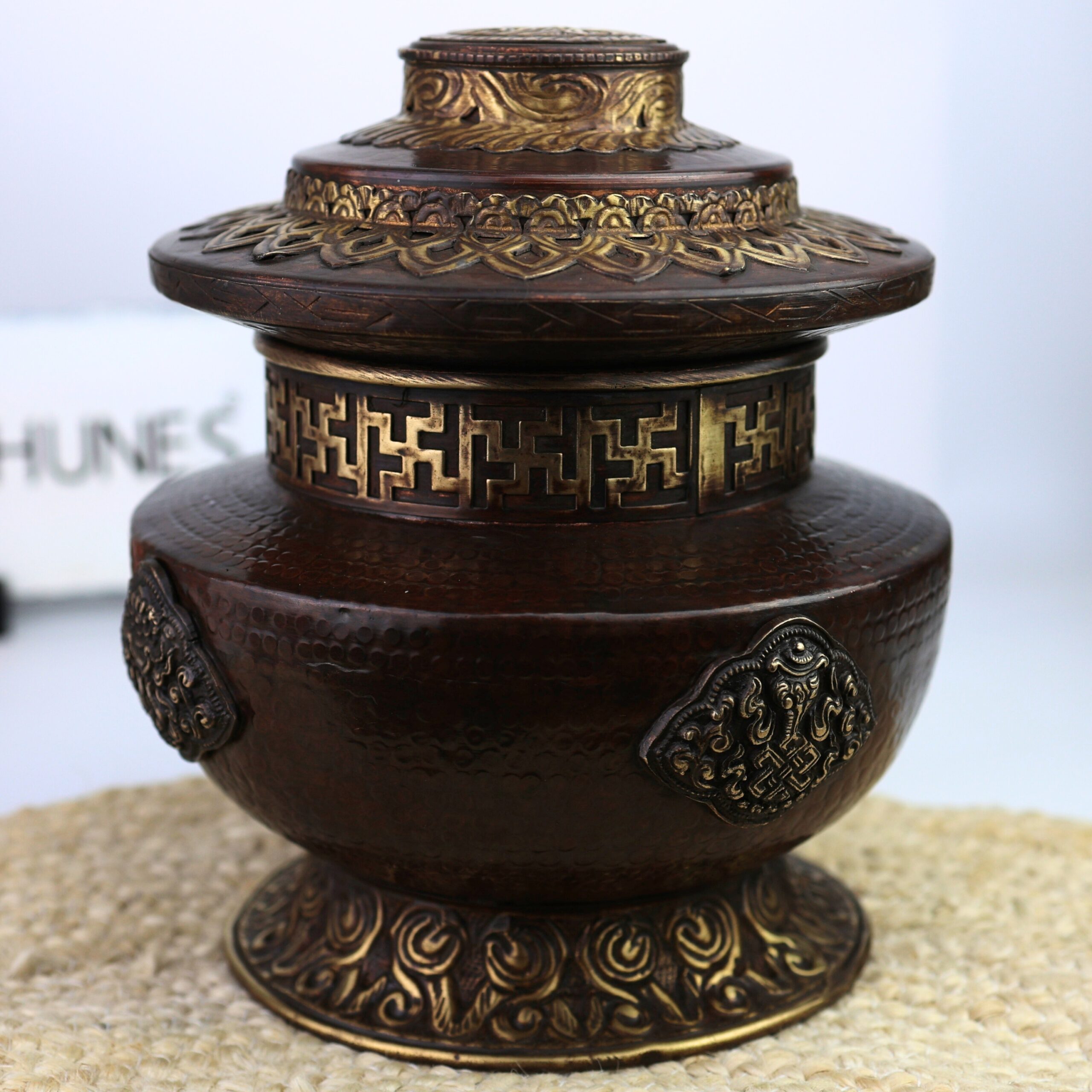 Handcrafted Peetal Vintage Pital Box – Antique Brass Pittal Kumkum, Jewelry, Dry Fruit & Pooja Storage Dabbi for Traditional Decor & Gifting,Brown, 9 Inch, 1 Piece