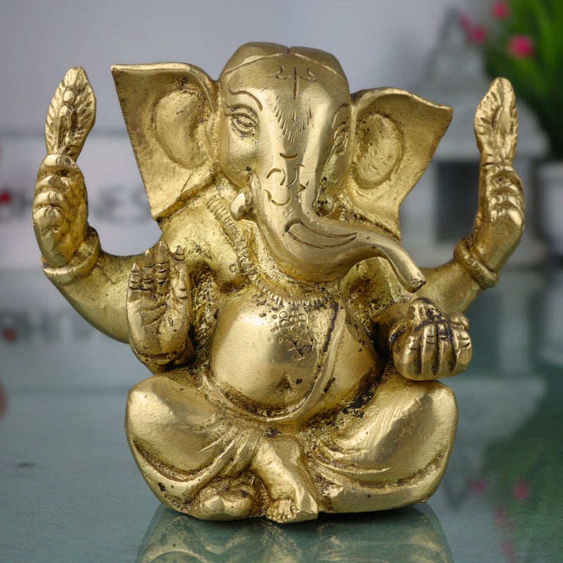 Handcrafted Brass Ganesha Idol | Vinayaka Ganpati Murti for Pooja, Vastu & Decor | Antique Finish Siddhivinayak Ganapati Statue for Home & Gifting,Gold, 4 Inch, 1 Piece