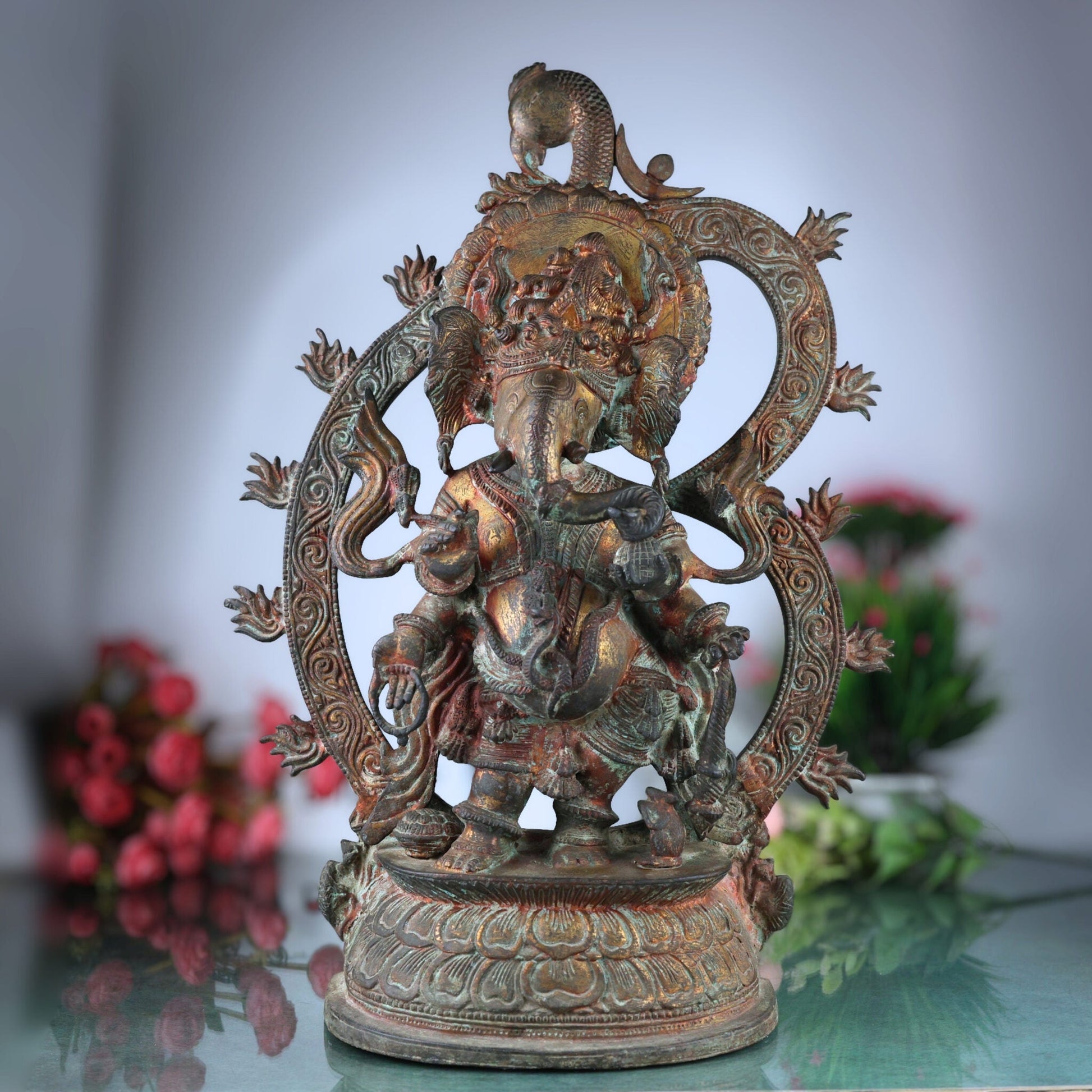 Handcrafted Brass Ganesha Idol | Ganapati Vinayaka Murti | Vighnaharta Siddhivinayak Statue for Home Temple Decor & Gifts,Brown, 20.5 Inch, 1 Piece