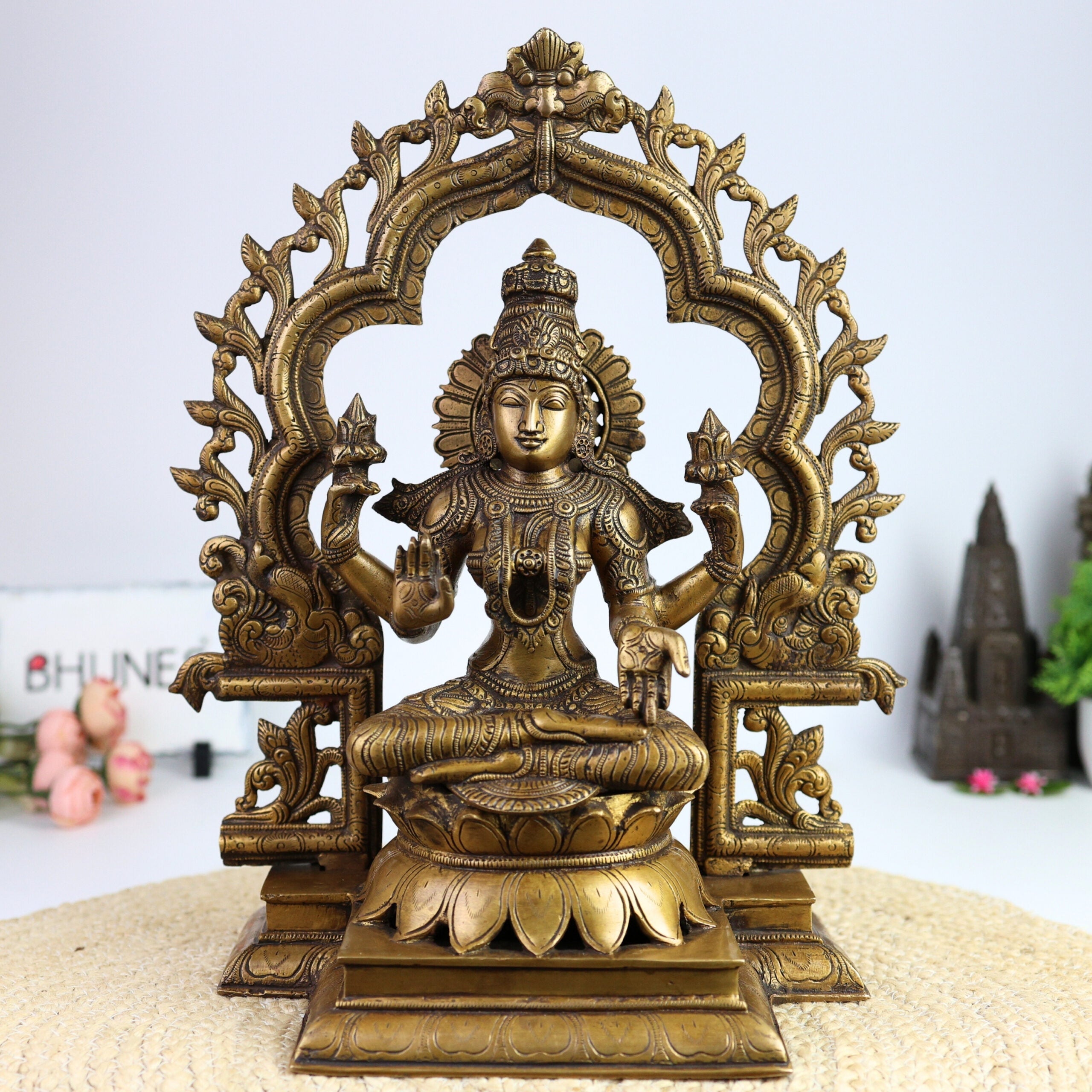 Handcrafted Brass Lakshmi Idol | Mahalakshmi, Padmavathi, Sridevi, Ashta Lakshmi Murti for Pooja, Vastu, Home Temple & Gifts,Gold, 15.5 Inch, 1 Piece