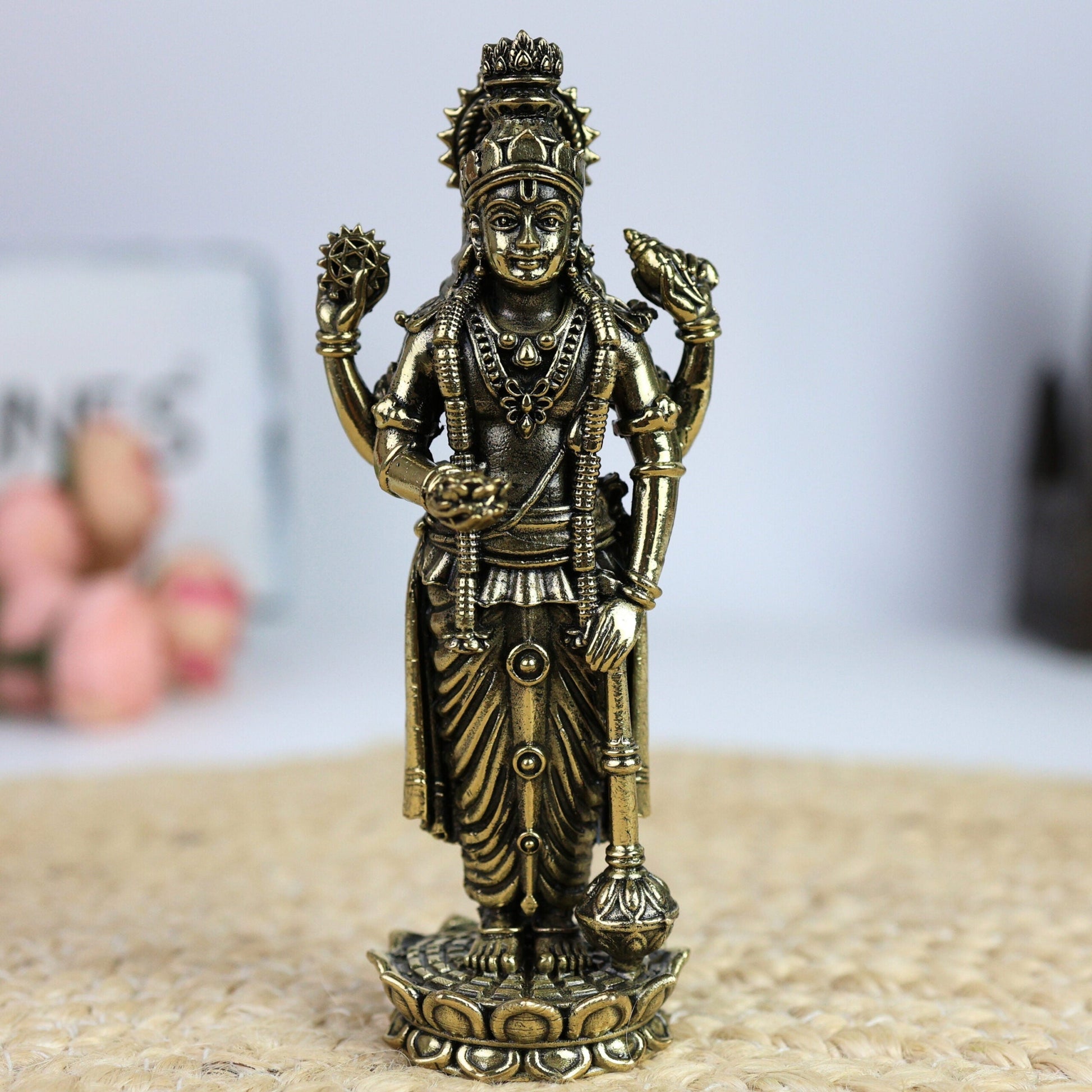 Brass Vishnu Idol – Narayana, Balaji, Venkateswara, Srinivasa, Govinda Murti for Home Temple, Pooja Room & Spiritual Decor,Gold, 6.5 Inch, 1 Piece