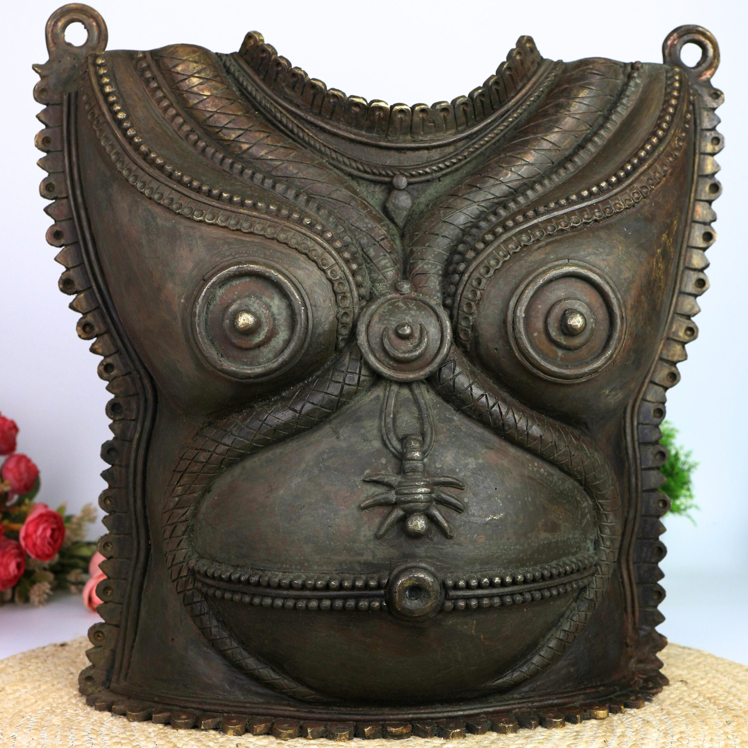 Bhunes Handcrafted Vintage Brass Chest Armor | Decorative Kavach Cuirass | Medieval Warrior Breastplate Wall Art, Black, 17.5 Inch, 1 Piece