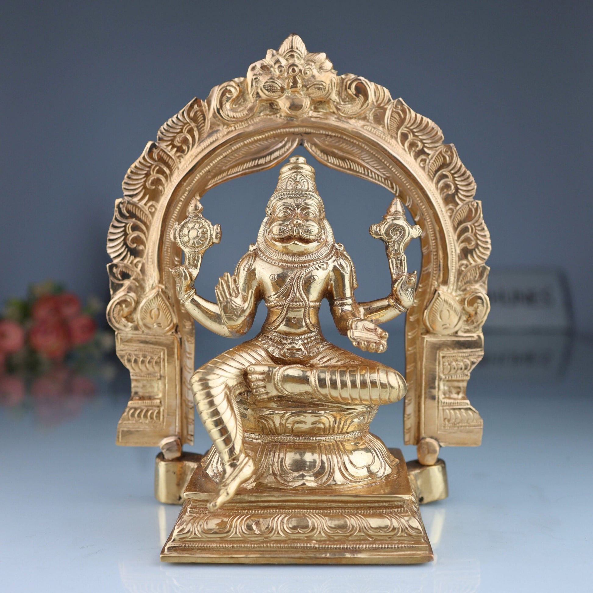 Bronze Handcrafted Panchaloha Narasimha Idol | Narasingha Swamy Murti | Chola Art Vishnu Statue for Home Temple & Vastu, Gold, 9 Inch, 1 Piece