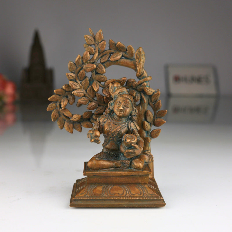 Bronze Handmade Panchaloha Krishna Idol, Ladoo Gopal Murti, Traditional South Indian Chola Art, Brown, 5.5 Inch, 1 Piece
